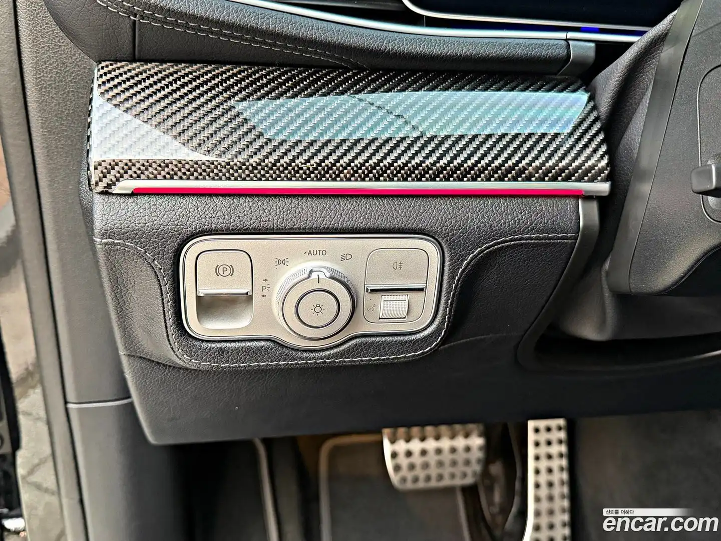 GLE-Class Mercedes-Benz 2023.5-INNER-010