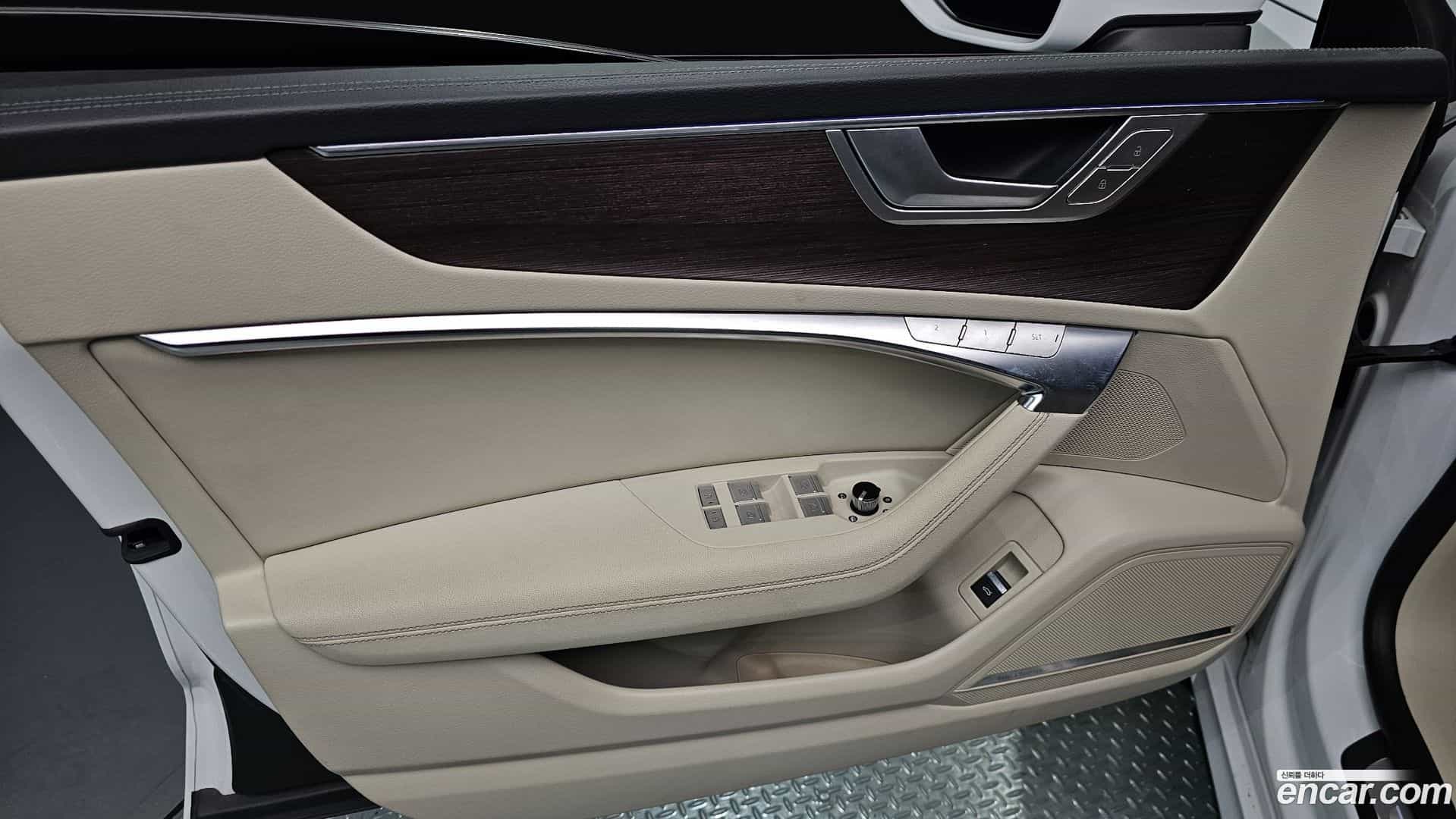 A7 Audi 2022.0-INNER-034