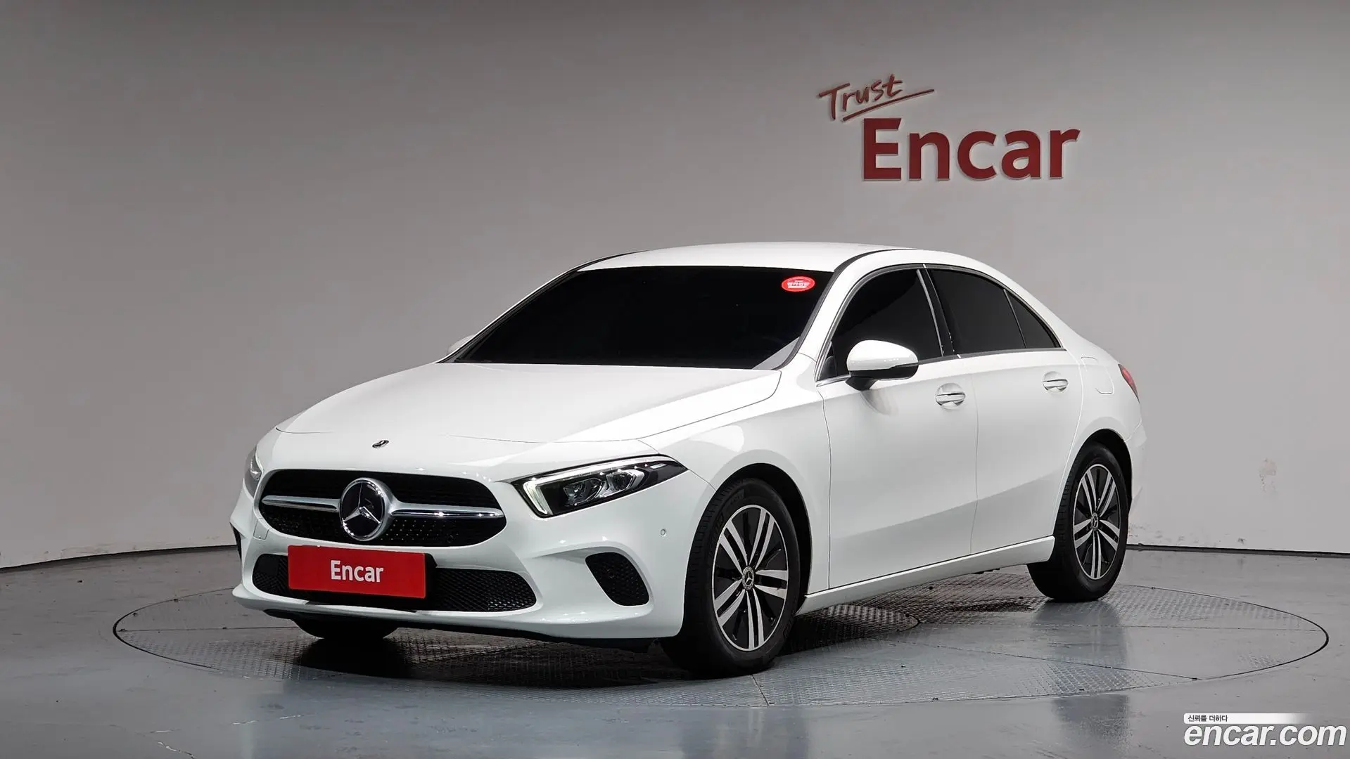 Main__Slider__Photo:A-Class Mercedes-Benz 2021.5-0