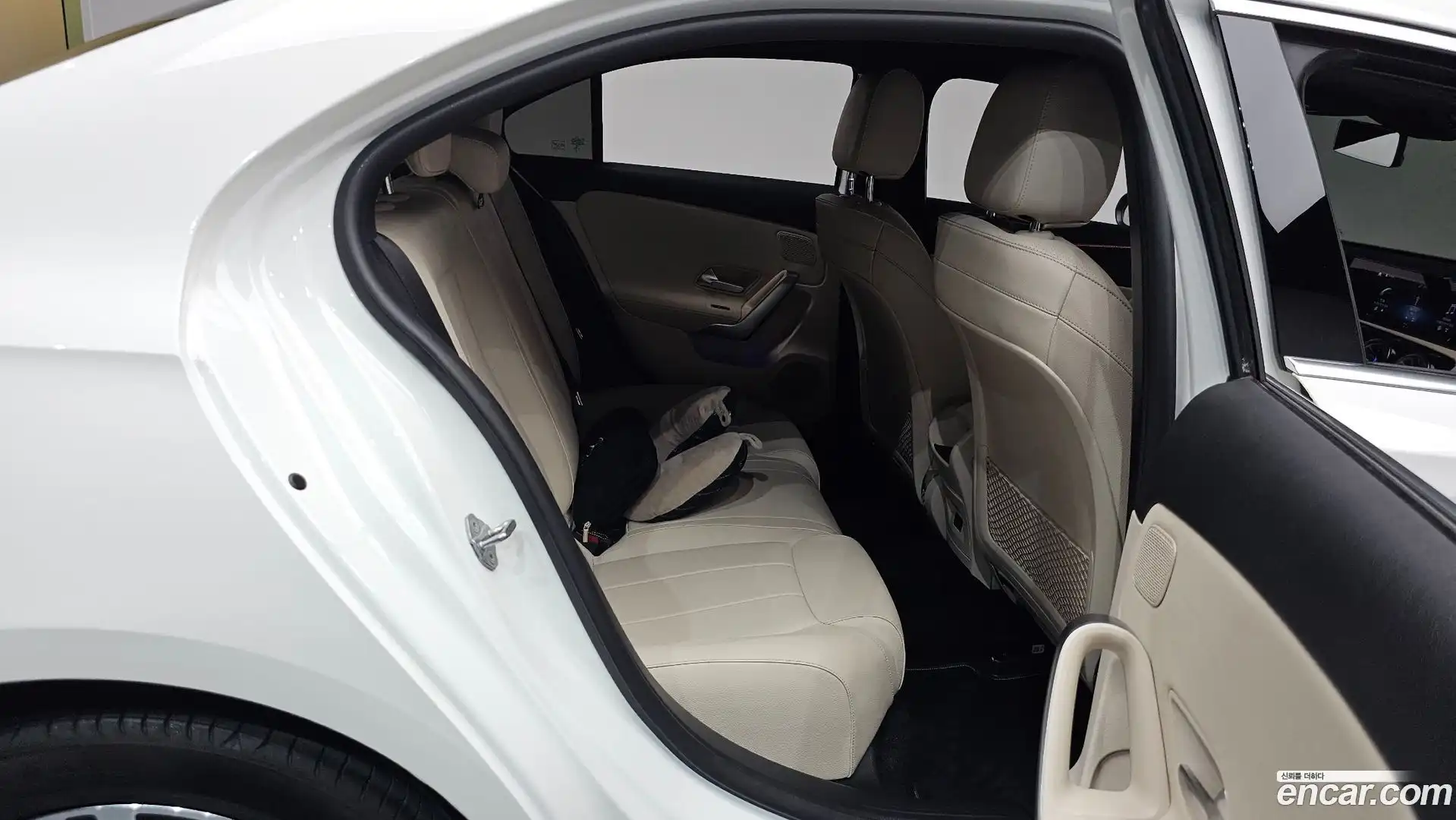 A-Class Mercedes-Benz 2021.5-OPTION-015