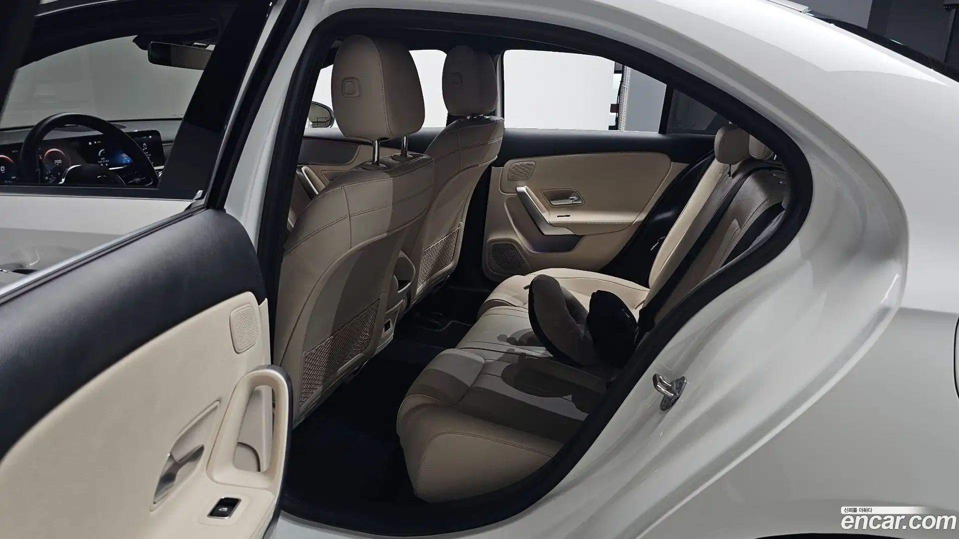 A-Class Mercedes-Benz 2021.5-OPTION-016