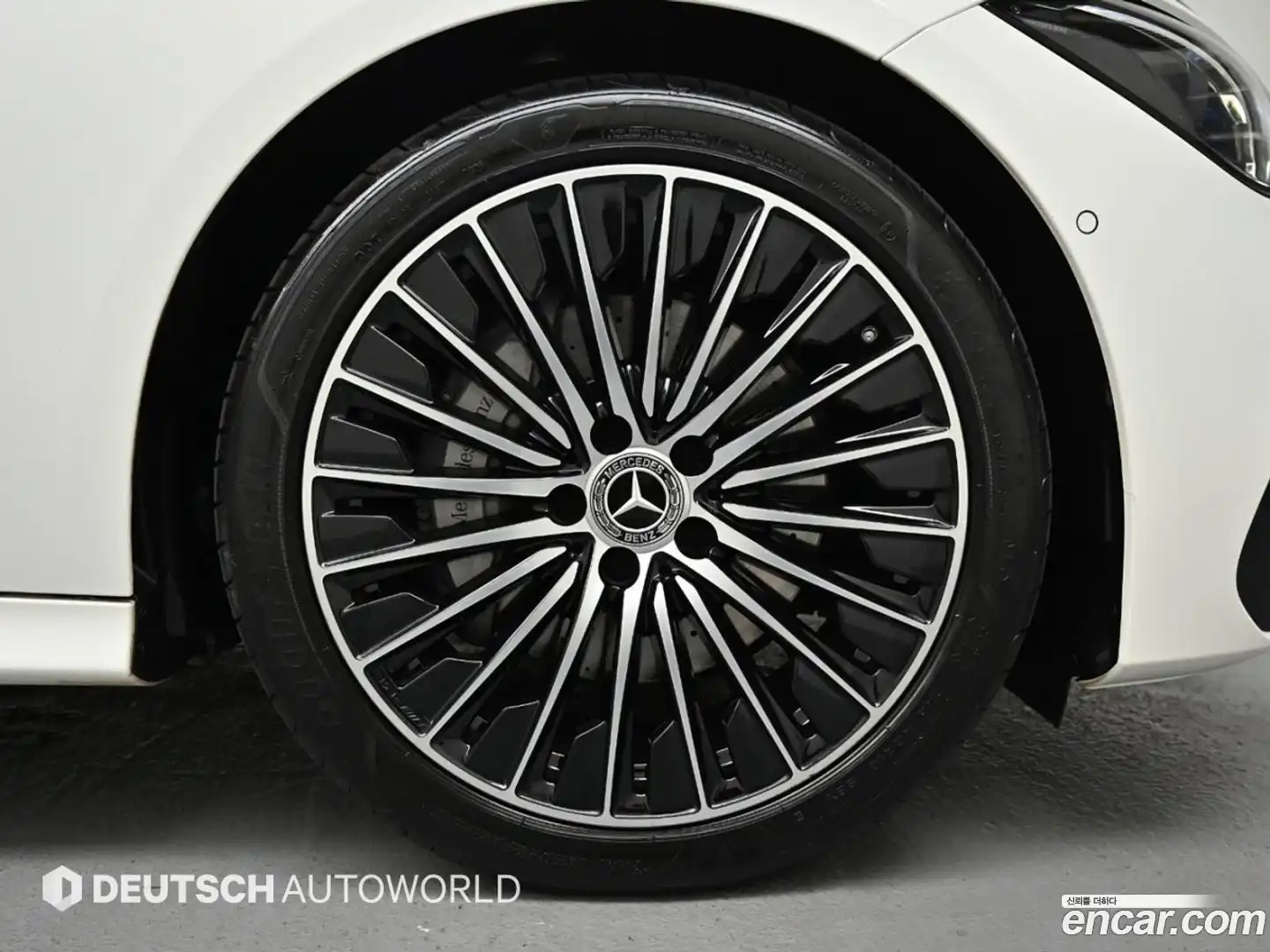 CLE-Class Mercedes-Benz 2025.4-OUTER-005