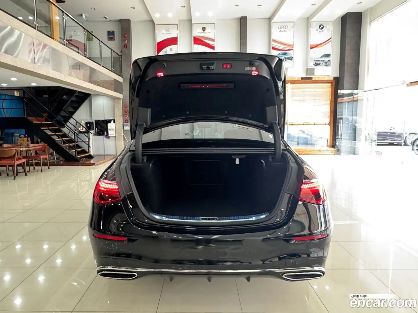 S-Class Mercedes-Benz 2023.2-OPTION-024