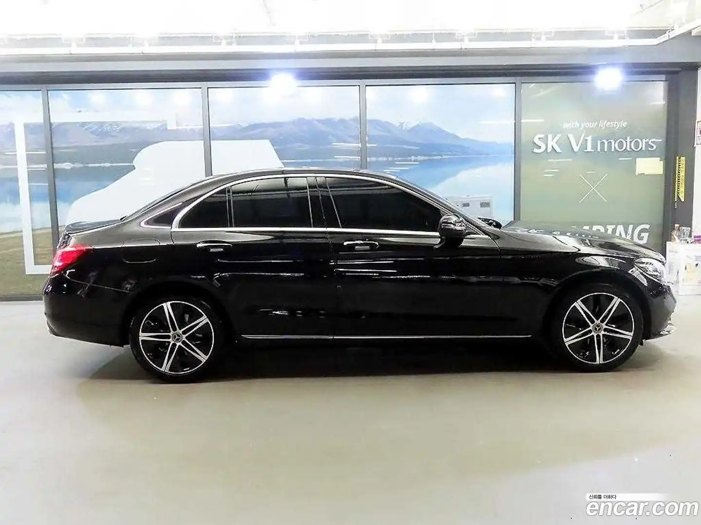 C-Class Mercedes-Benz 2019.5-OUTER-003