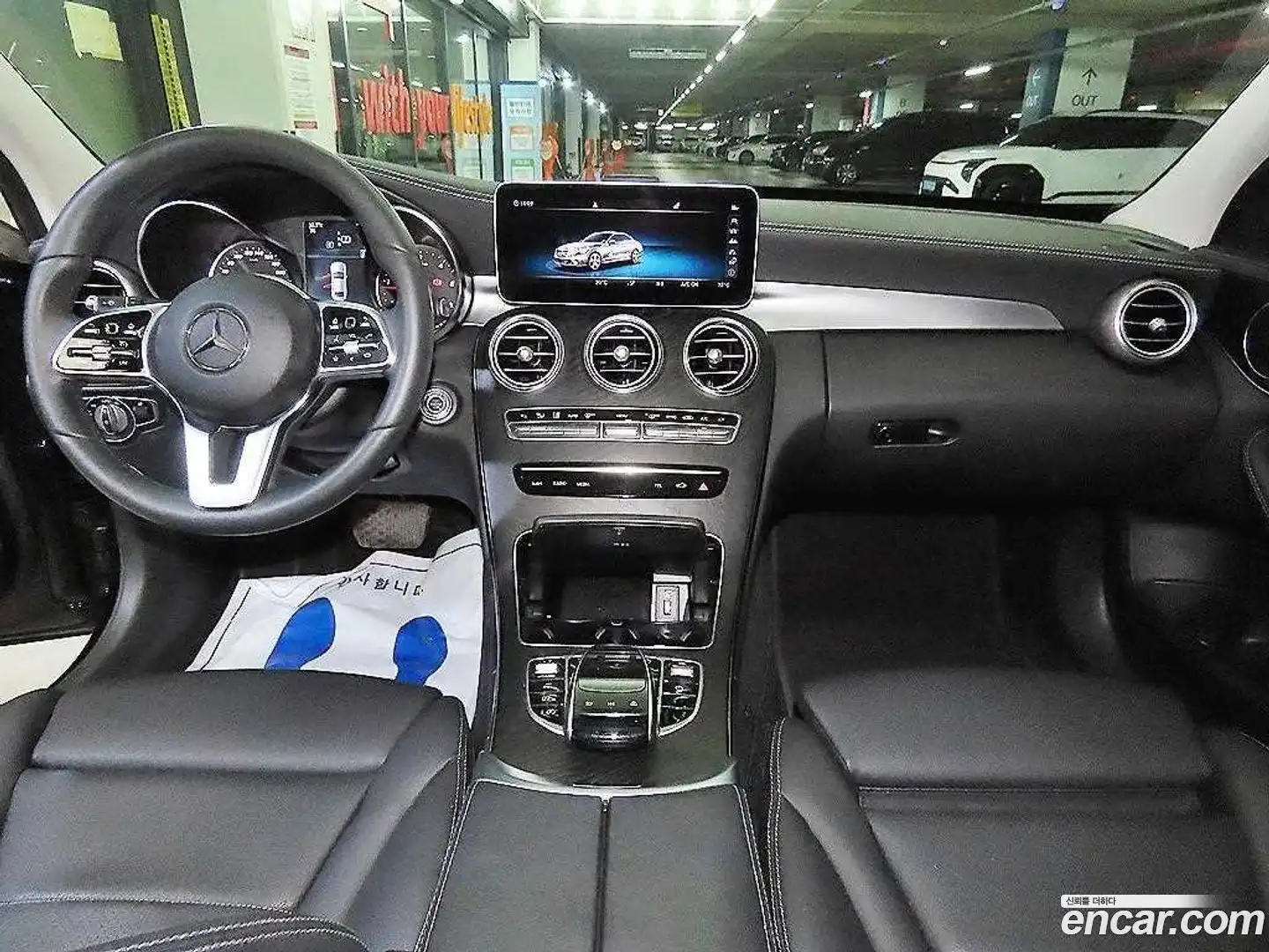 C-Class Mercedes-Benz 2019.5-INNER-010