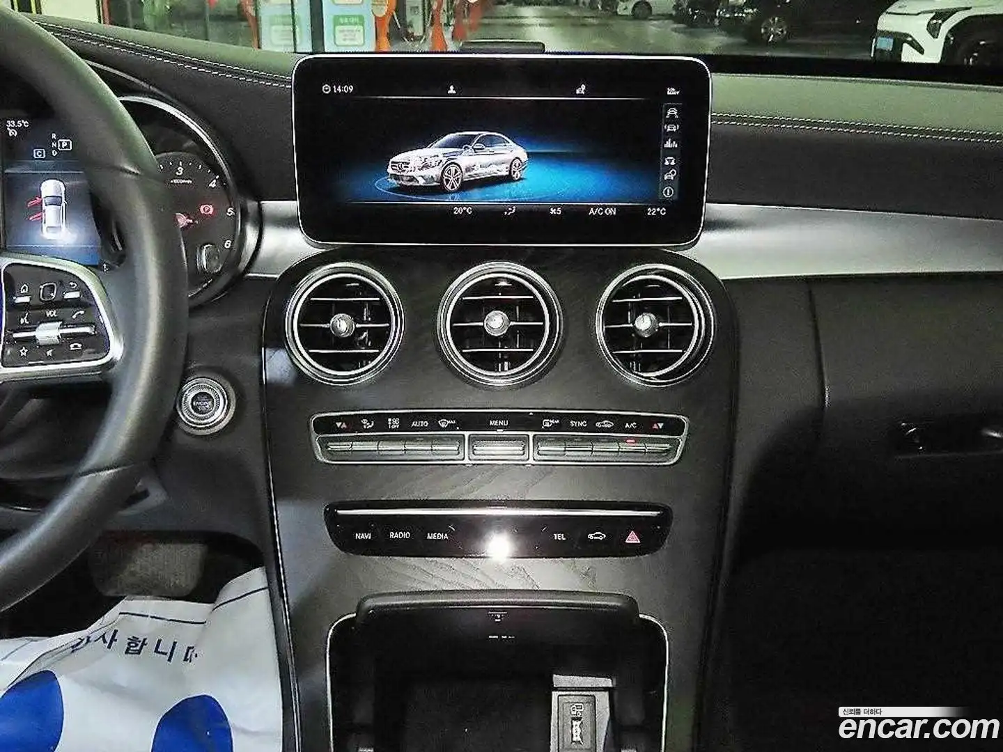C-Class Mercedes-Benz 2019.5-OPTION-015