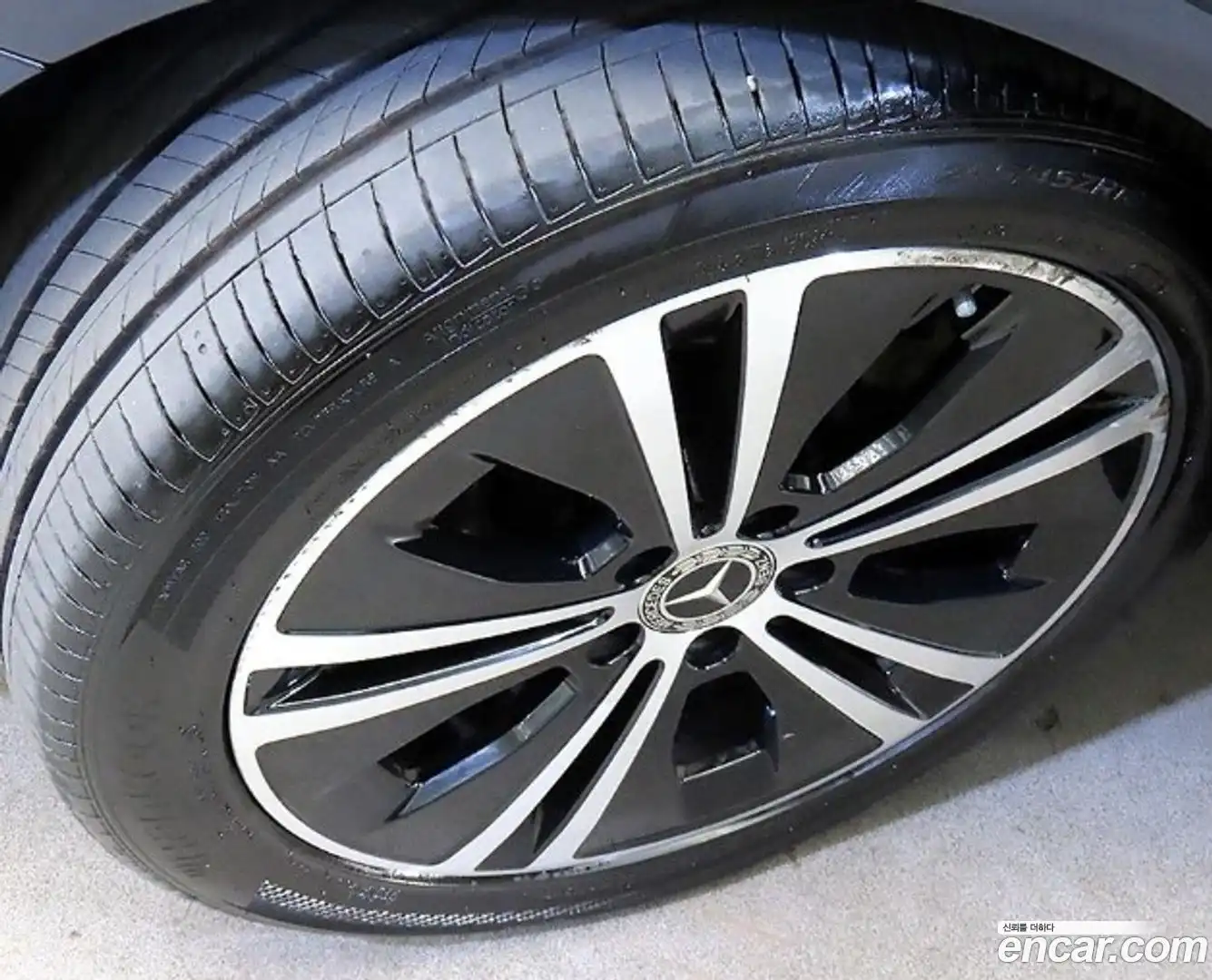 E-Class Mercedes-Benz 2022.1-OUTER-006
