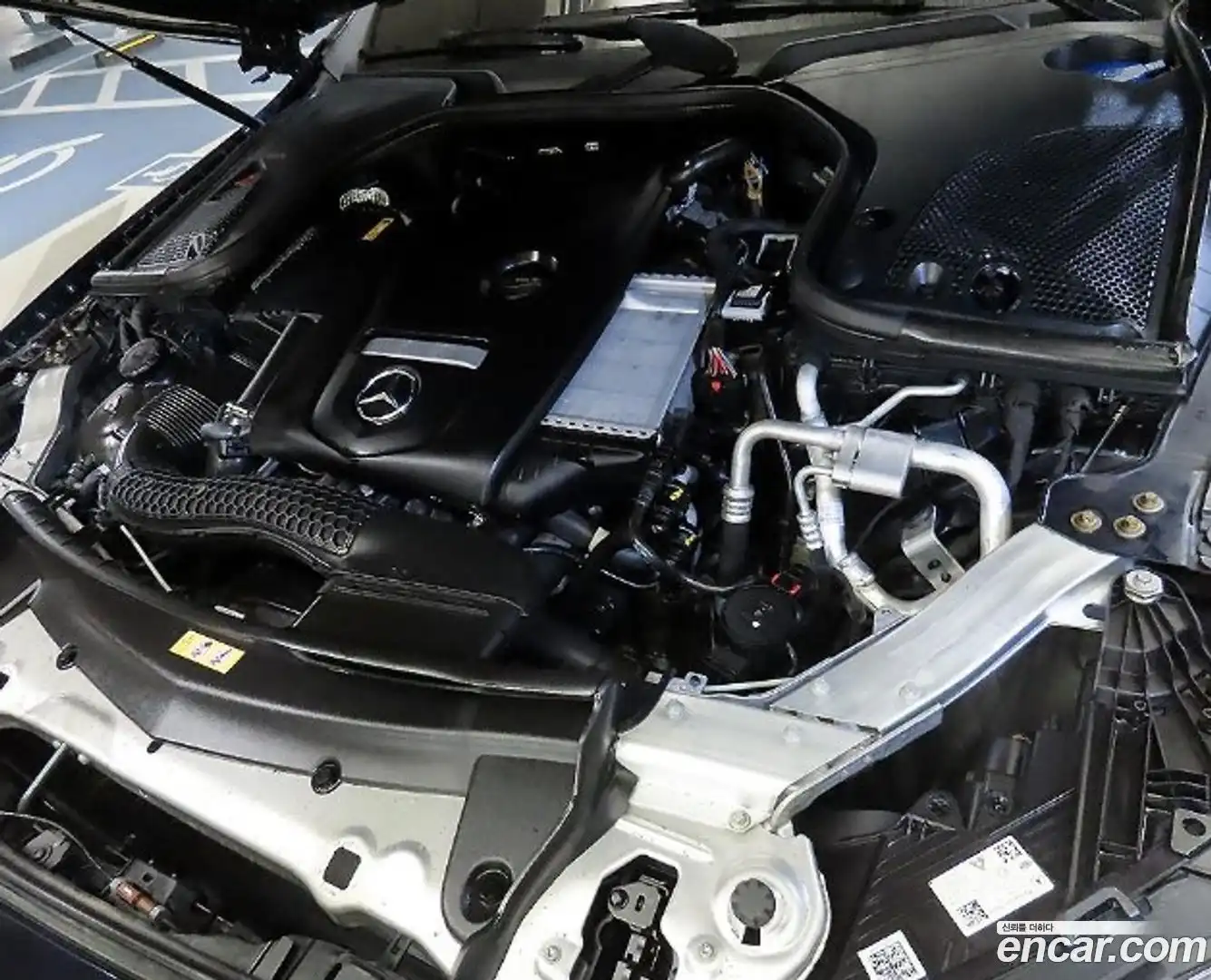 E-Class Mercedes-Benz 2022.1-INNER-007