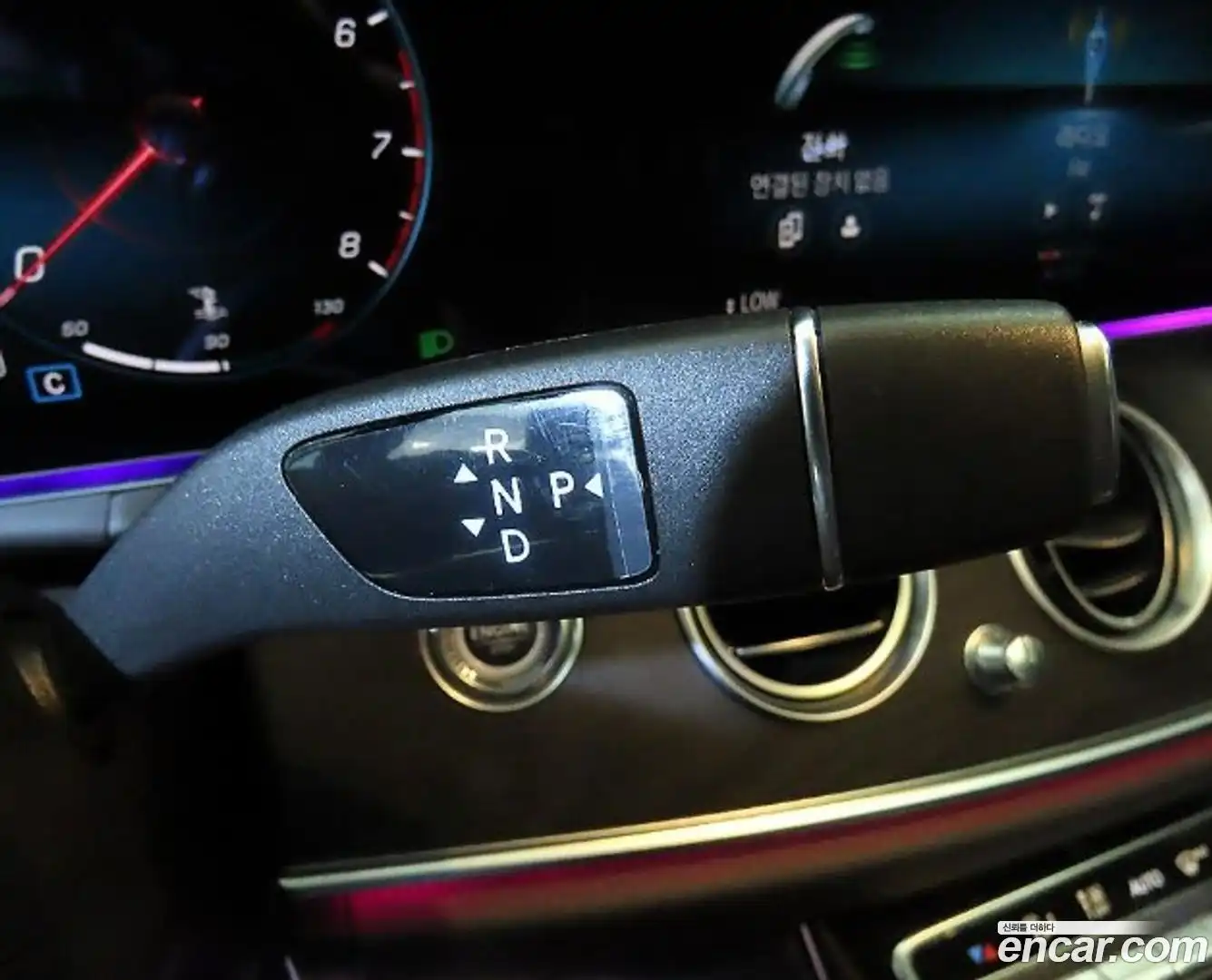 E-Class Mercedes-Benz 2022.1-OPTION-020