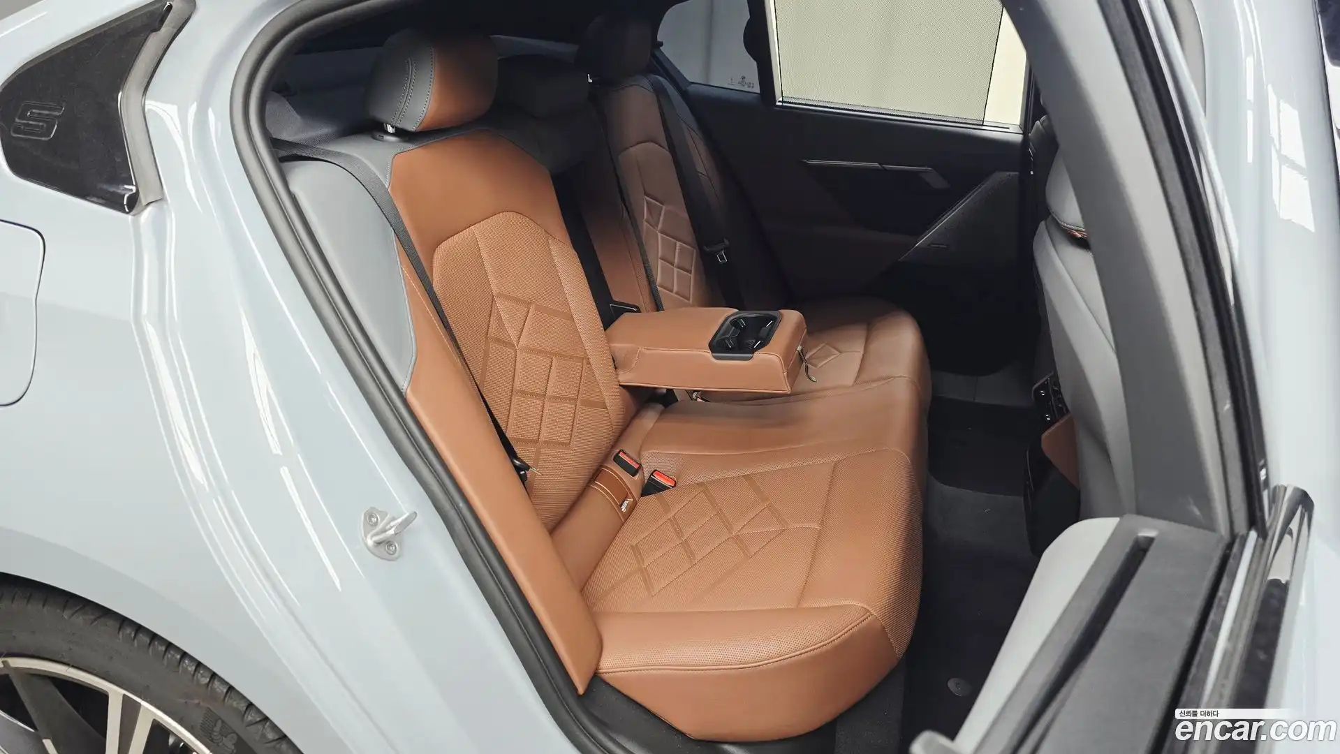 5-Series BMW 2025.10-OPTION-015