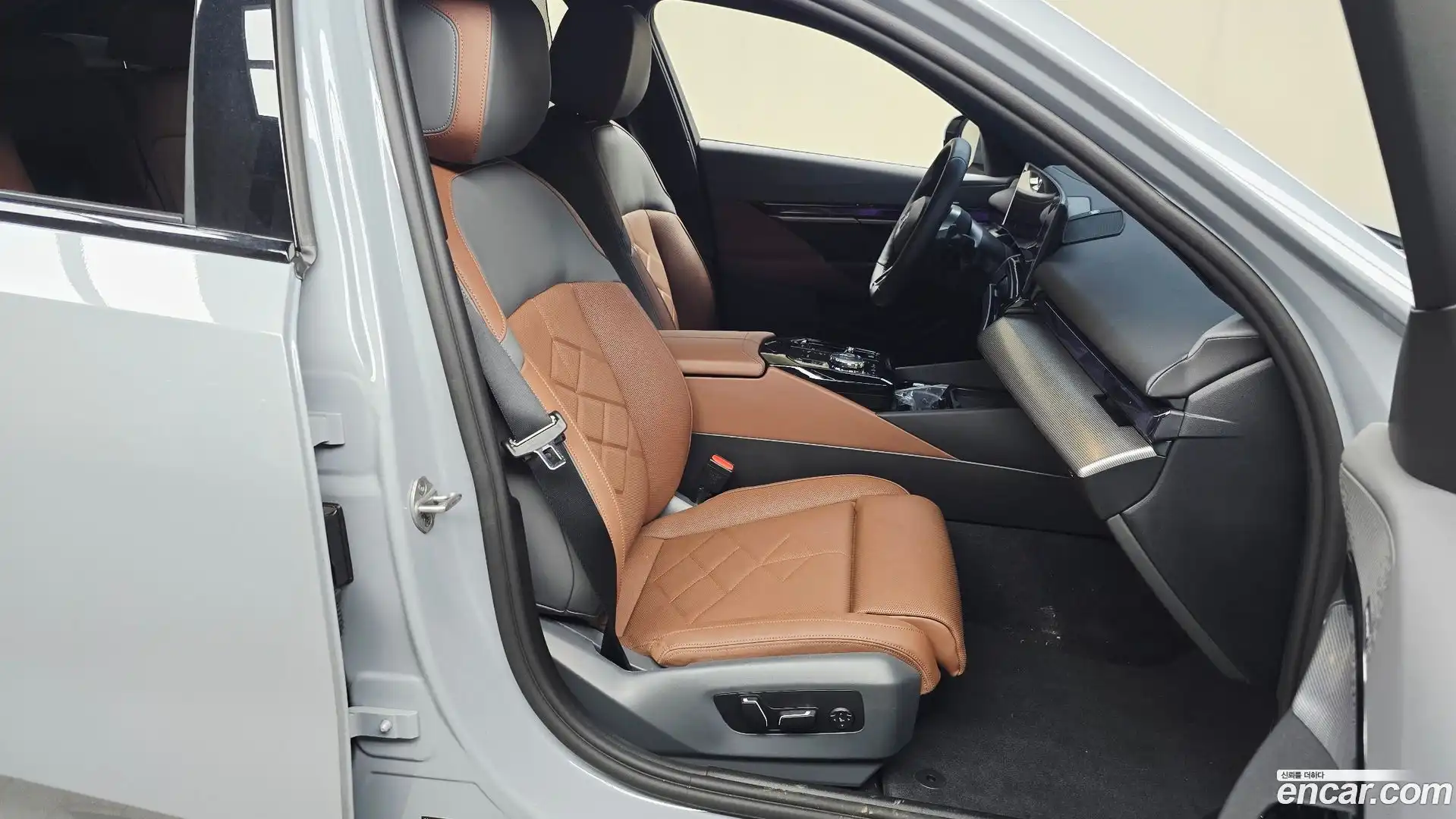 5-Series BMW 2025.10-INNER-036