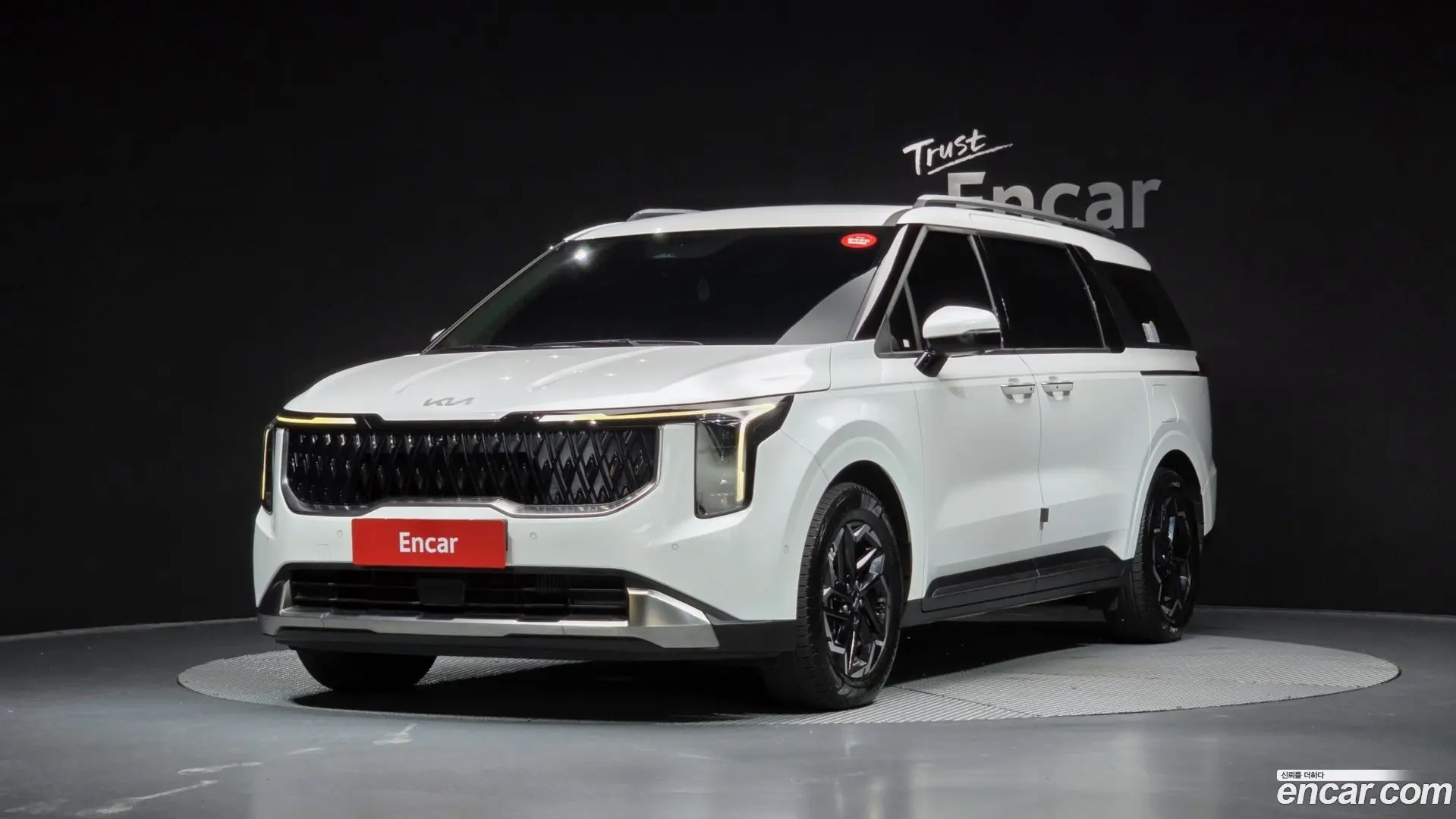 Main__Slider__Photo:Canival Kia 2024.2-0