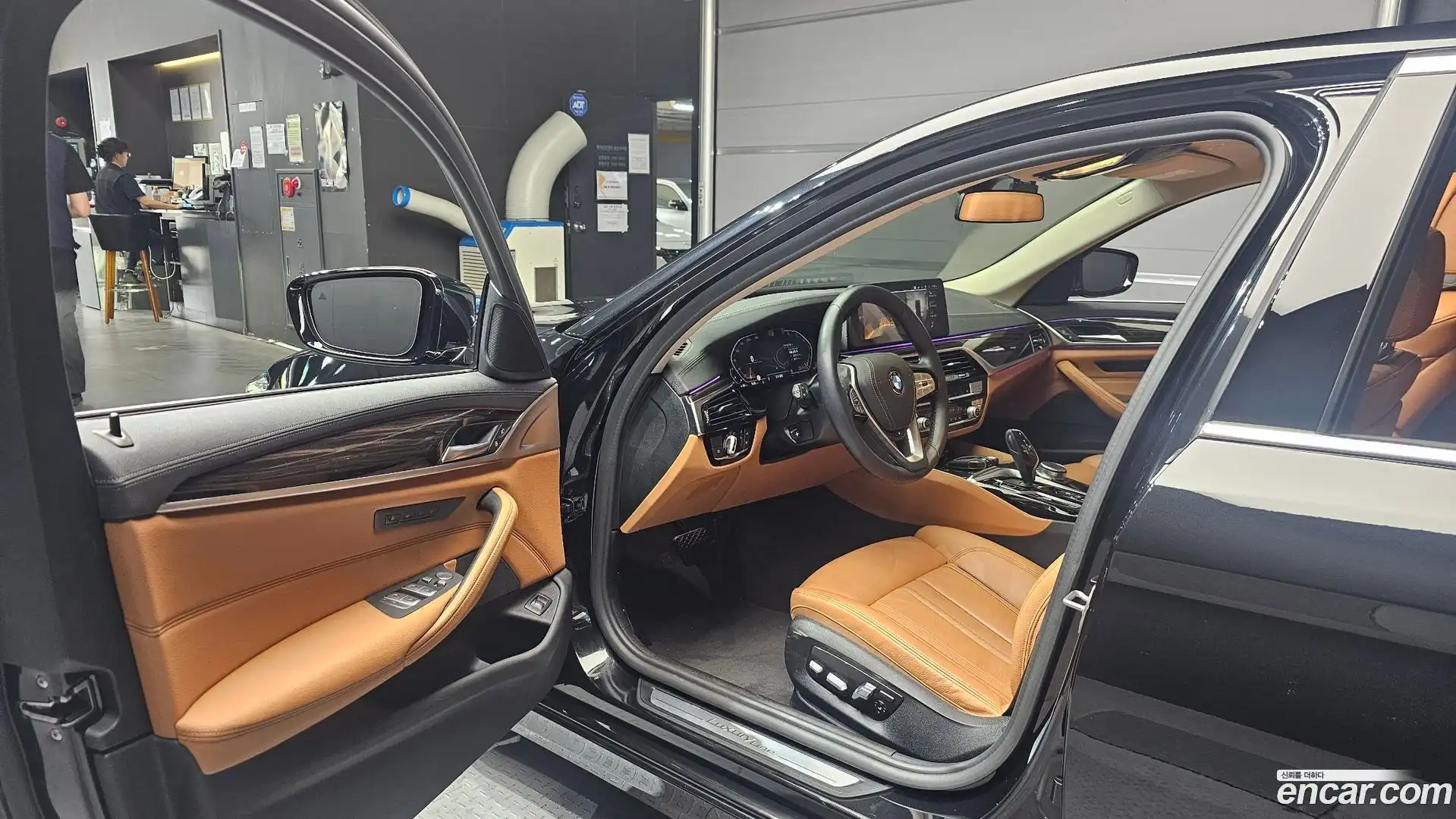 5-Series BMW 2021.6-INNER-010