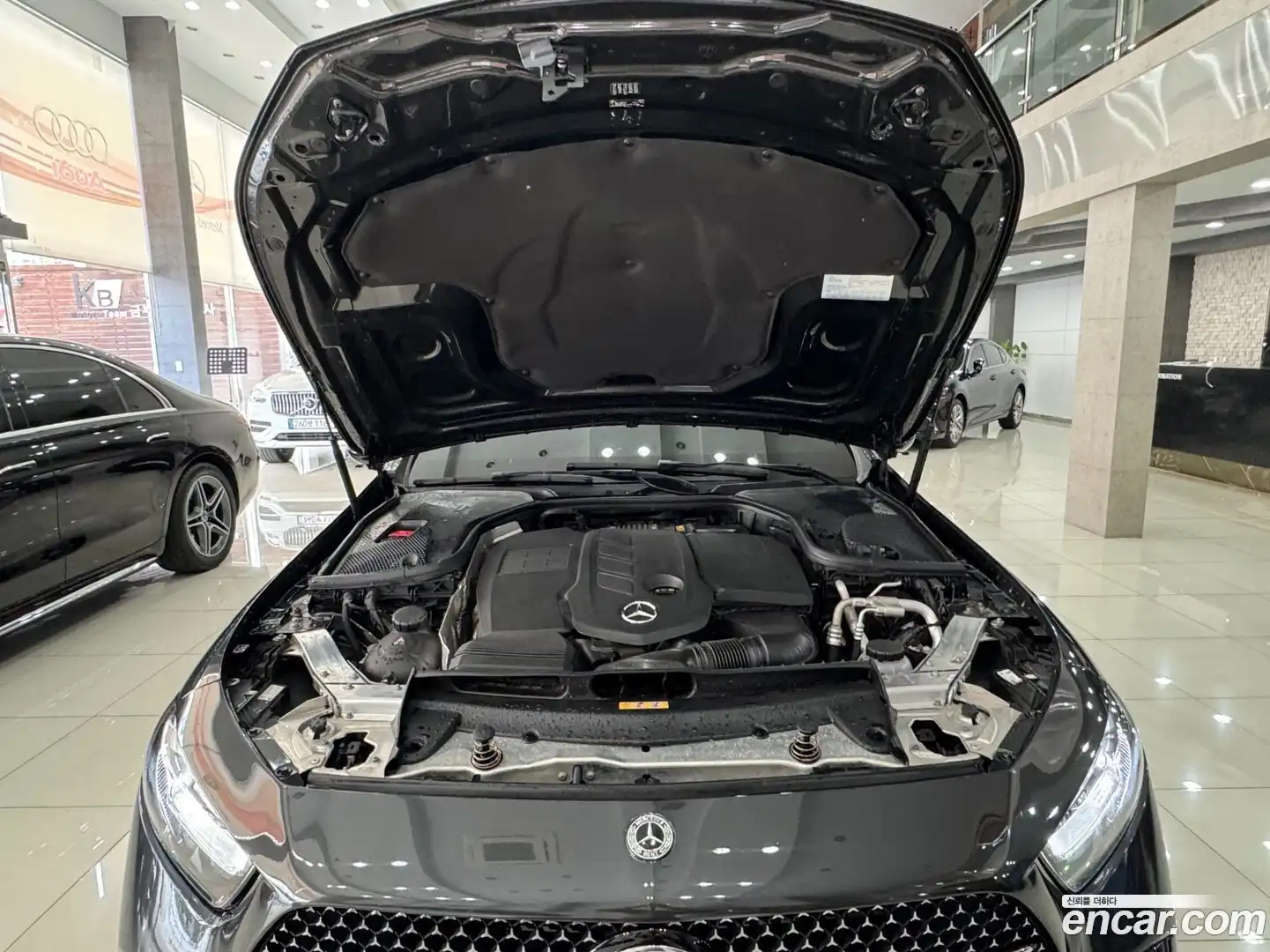 CLS-Class Mercedes-Benz 2022.4-OUTER-006