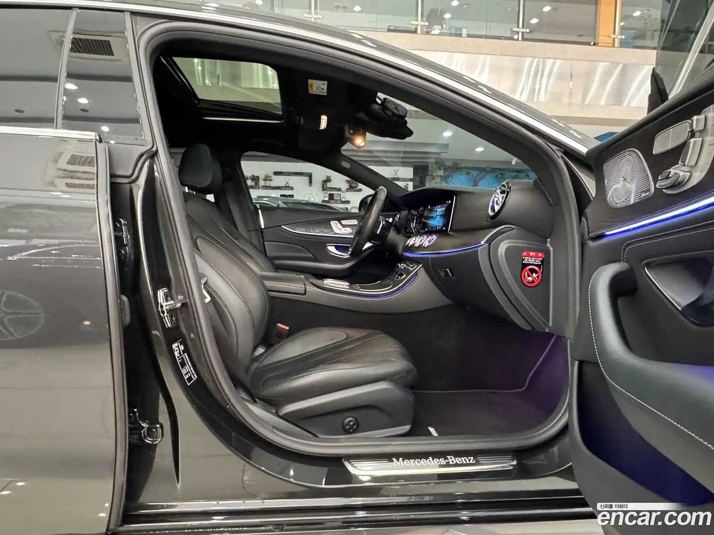 CLS-Class Mercedes-Benz 2022.4-OPTION-022