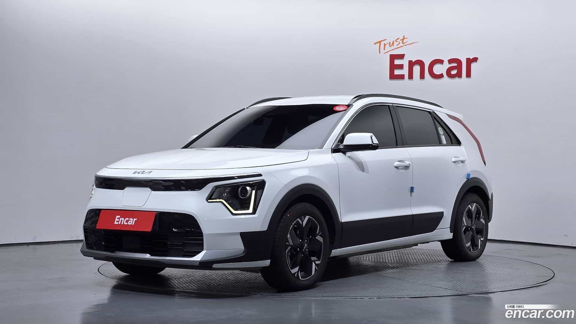 Niro Kia 2023.1-OUTER-001