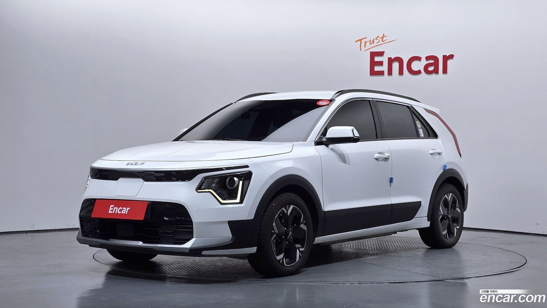 Main__Slider__Photo:Niro Kia 2023.1-0