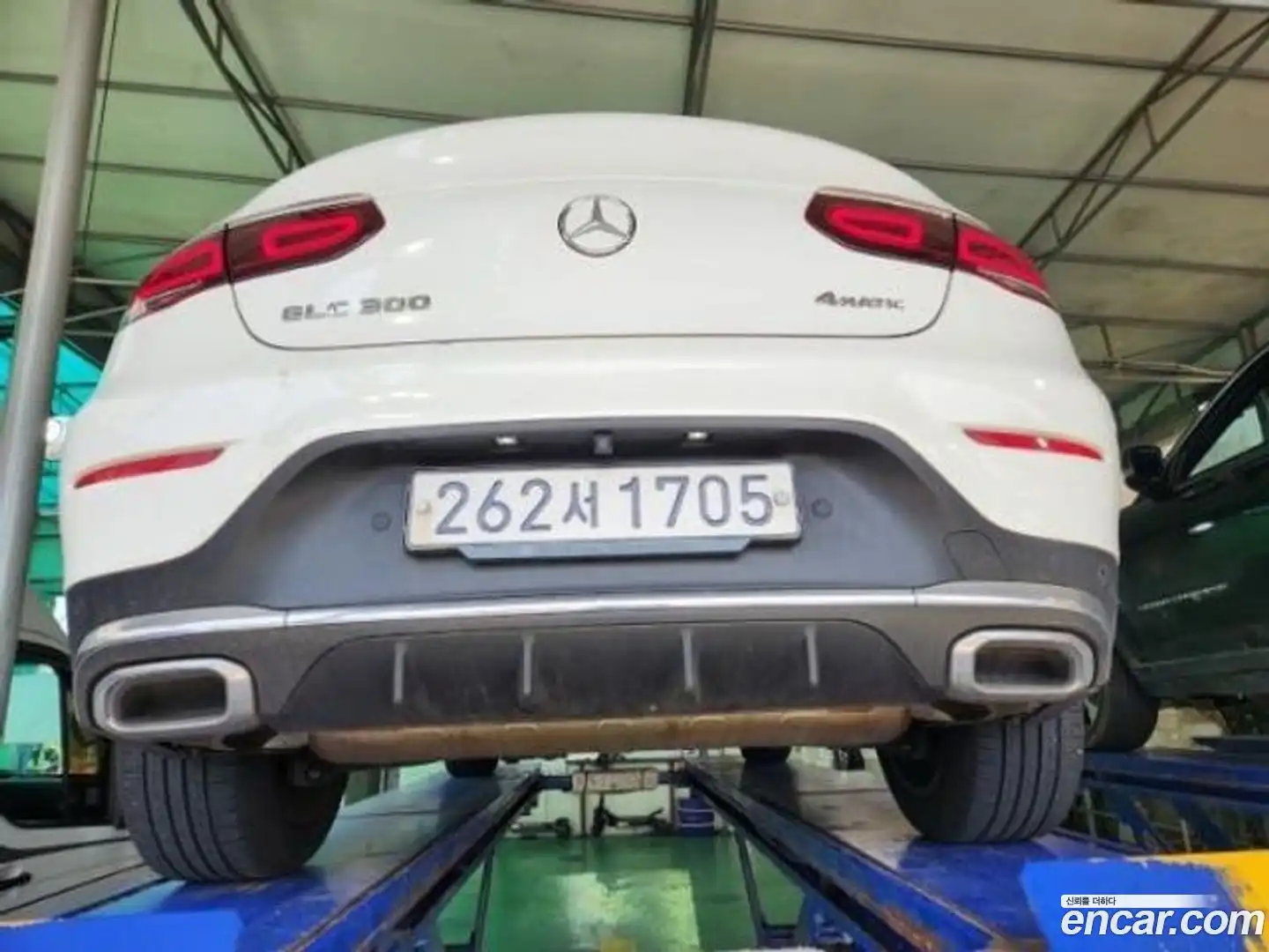 GLC-Class Mercedes-Benz 2020.3-OUTER-002