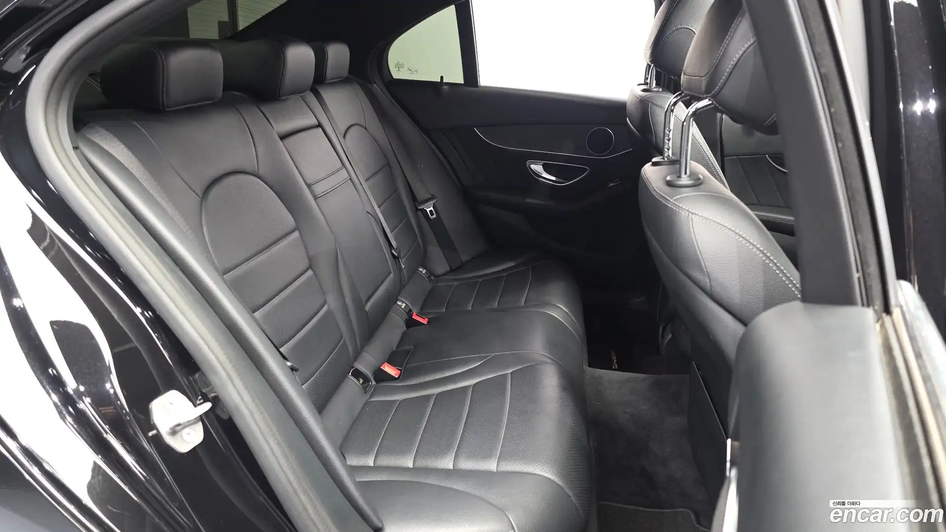 C-Class Mercedes-Benz 2017.2-OPTION-015