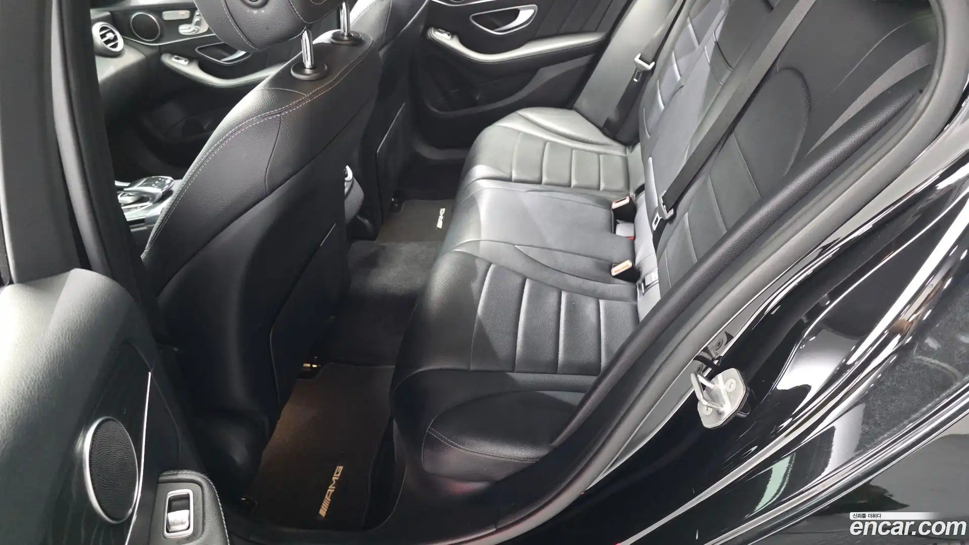 C-Class Mercedes-Benz 2017.2-OPTION-016