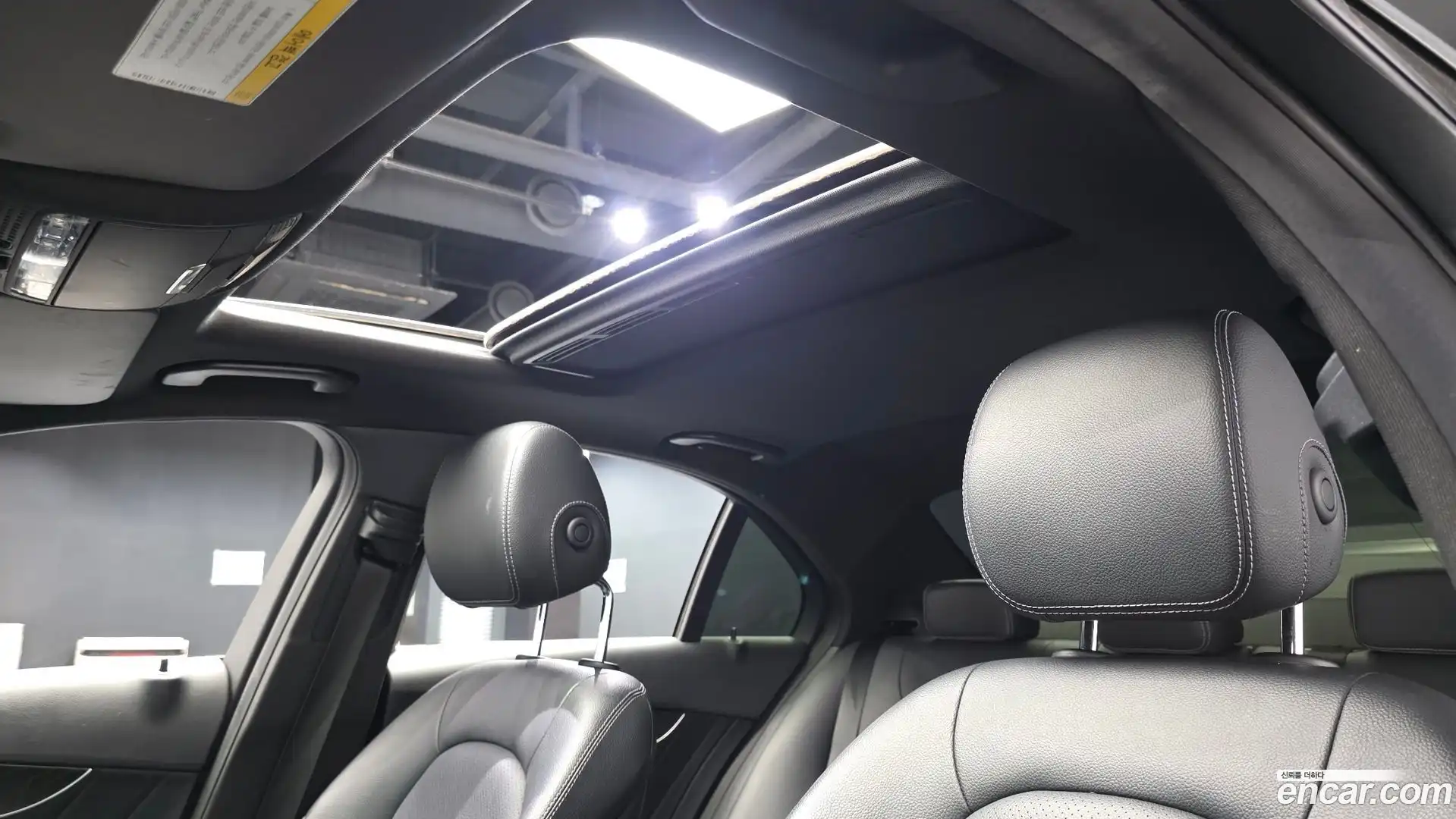 C-Class Mercedes-Benz 2017.2-OPTION-020