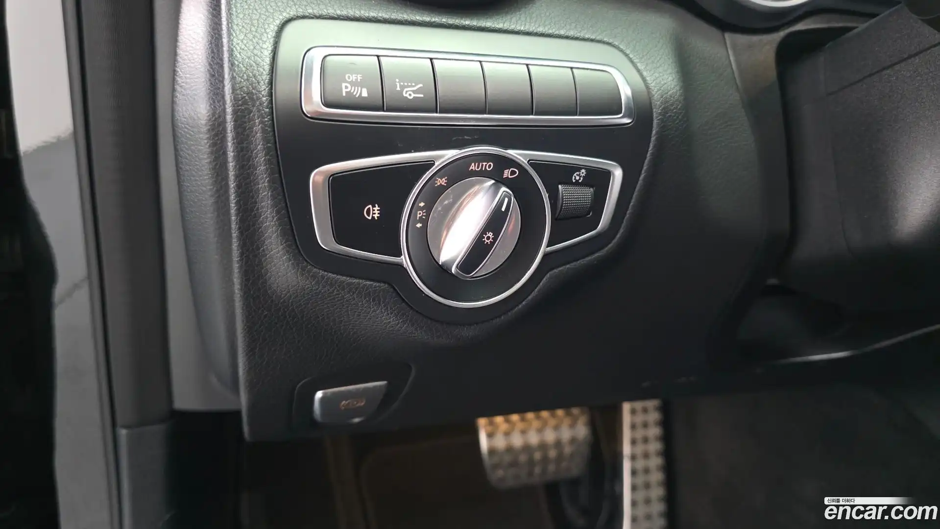 C-Class Mercedes-Benz 2017.2-OPTION-024