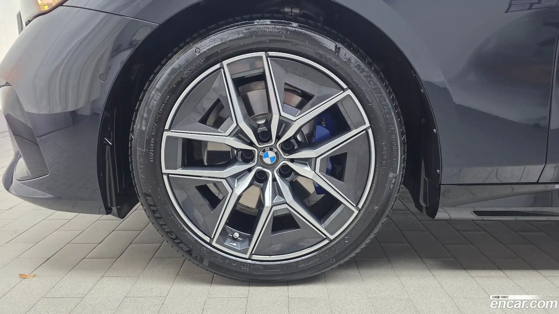 5-Series BMW 2025.6-OUTER-005