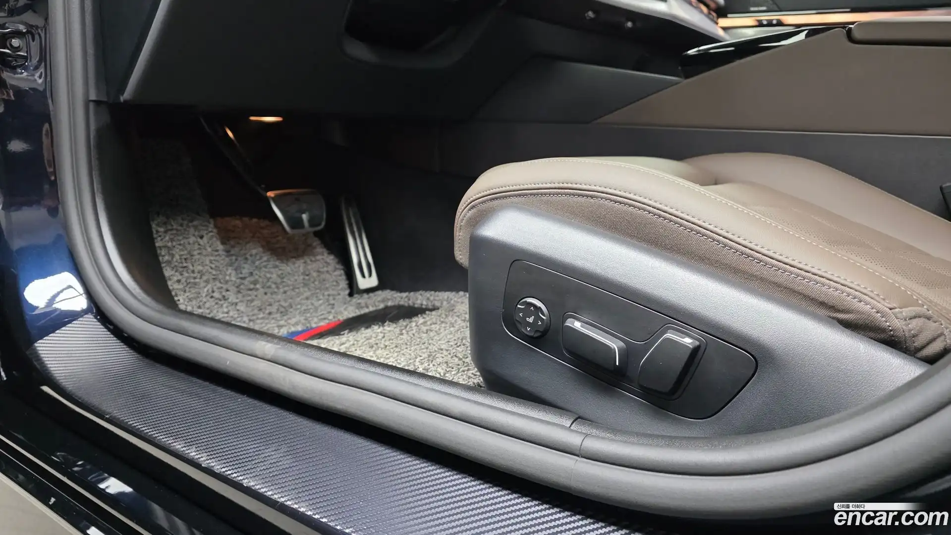 5-Series BMW 2025.6-OPTION-047