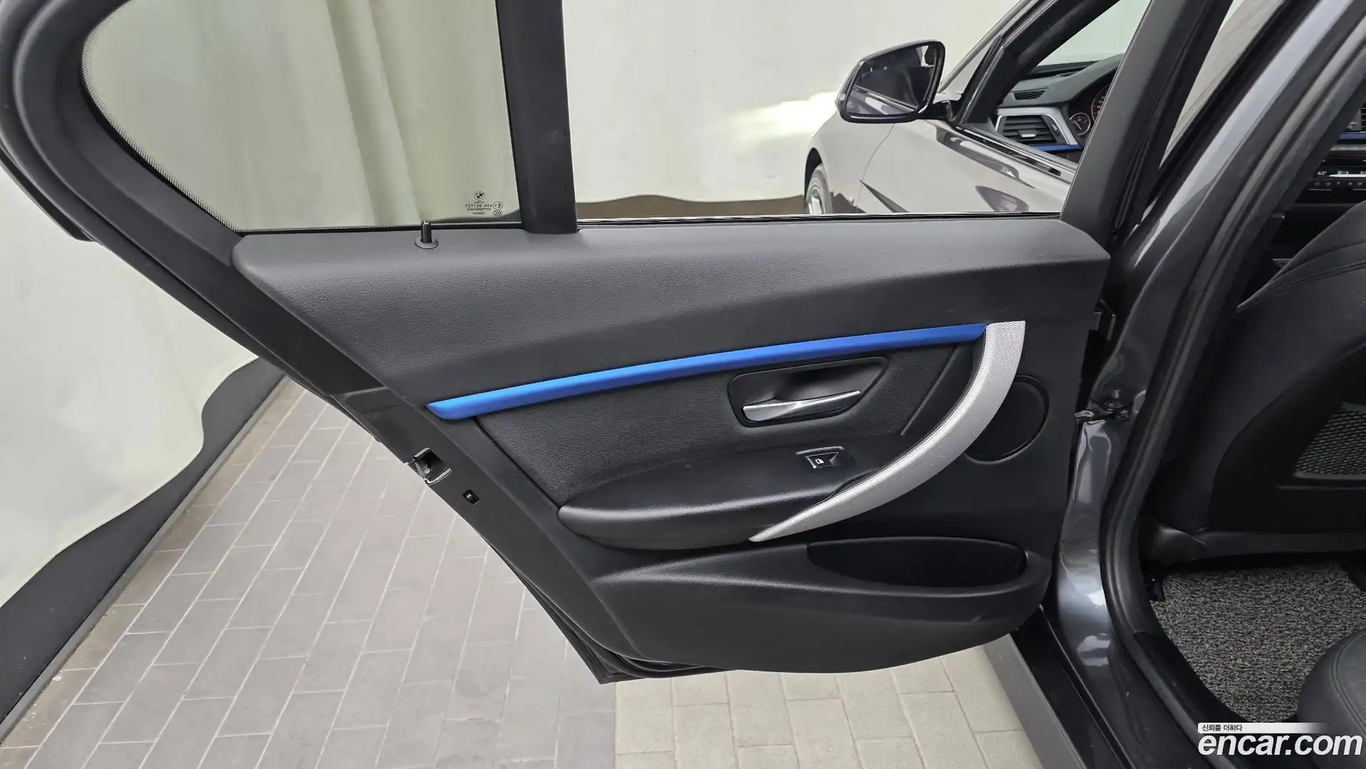 3-Series BMW 2017.7-INNER-035