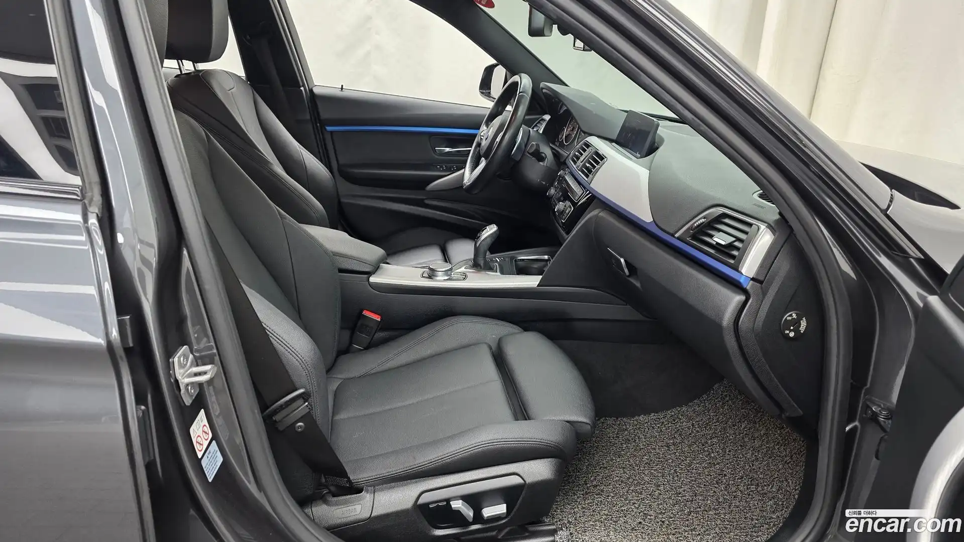 3-Series BMW 2017.7-INNER-036