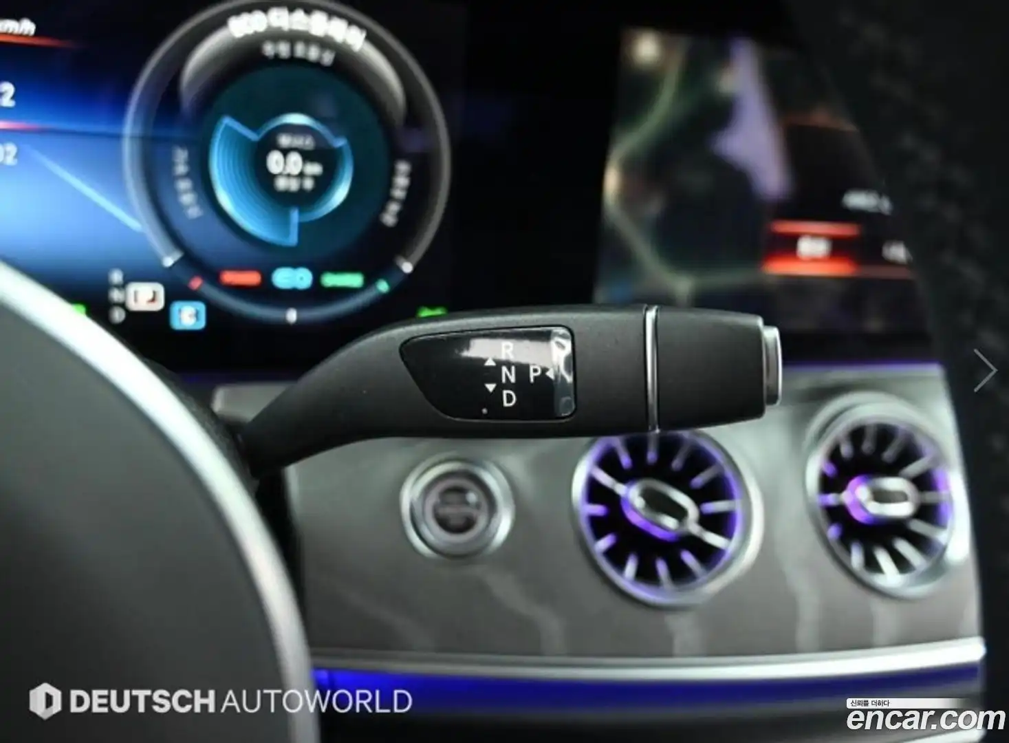 CLS-Class Mercedes-Benz 2021.1-INNER-009