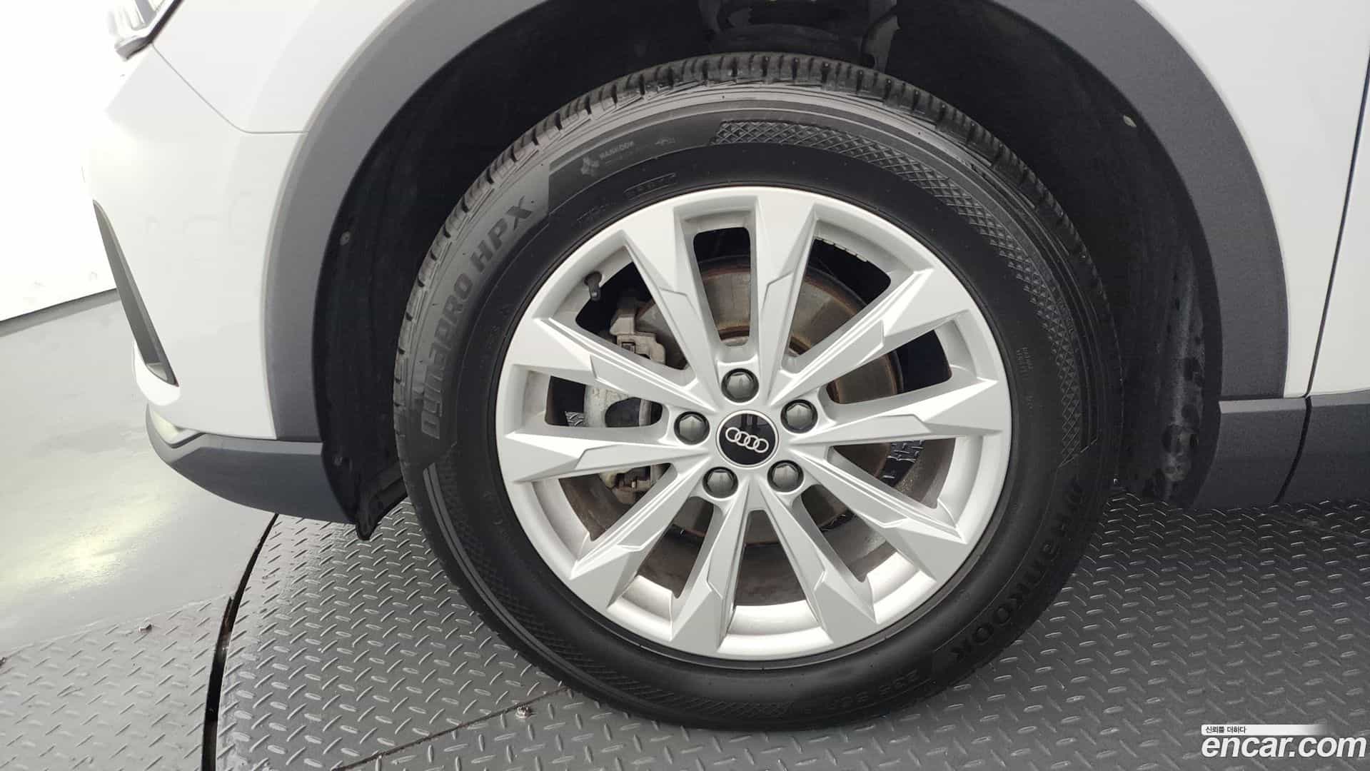 Q3 Audi 2023.4-OUTER-005