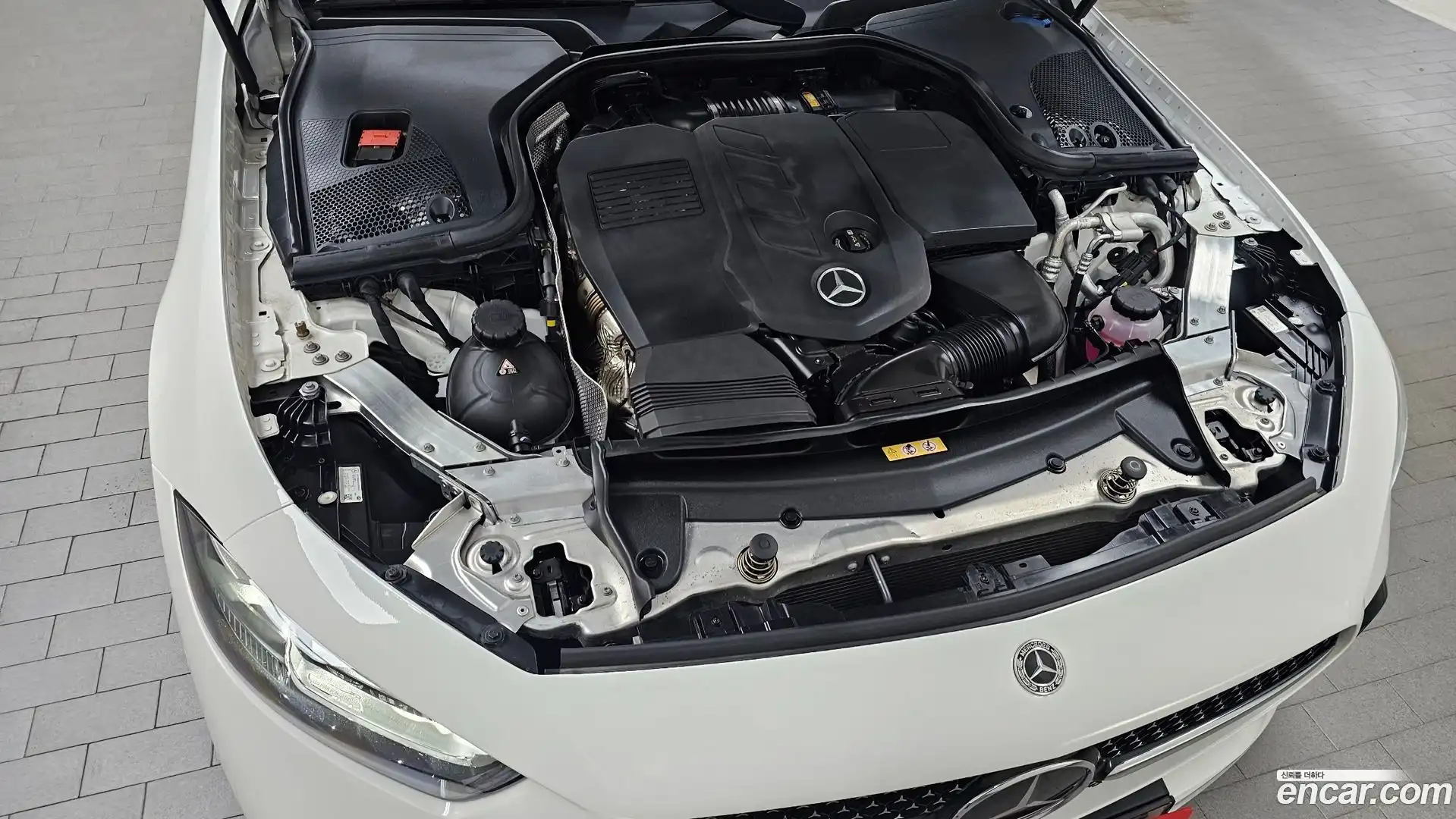 CLS-Class Mercedes-Benz 2022.3-OUTER-006