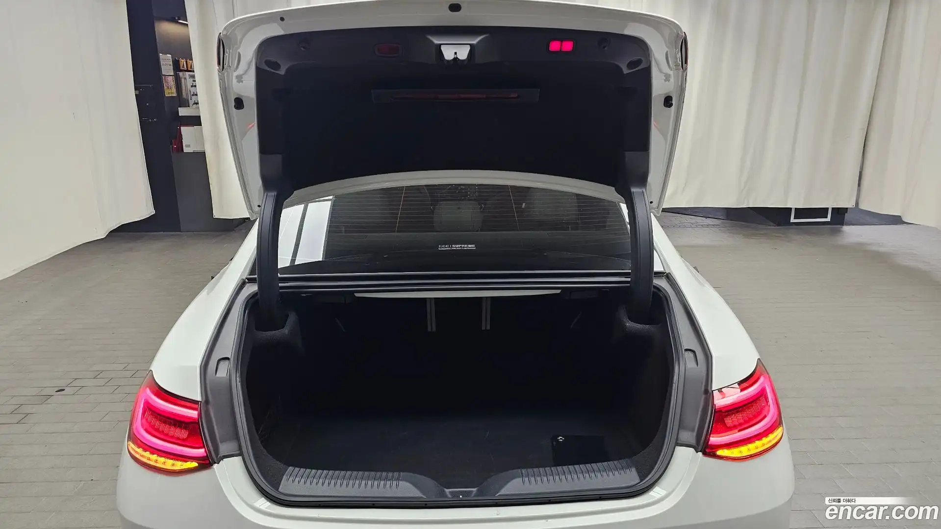 CLS-Class Mercedes-Benz 2022.3-OPTION-021