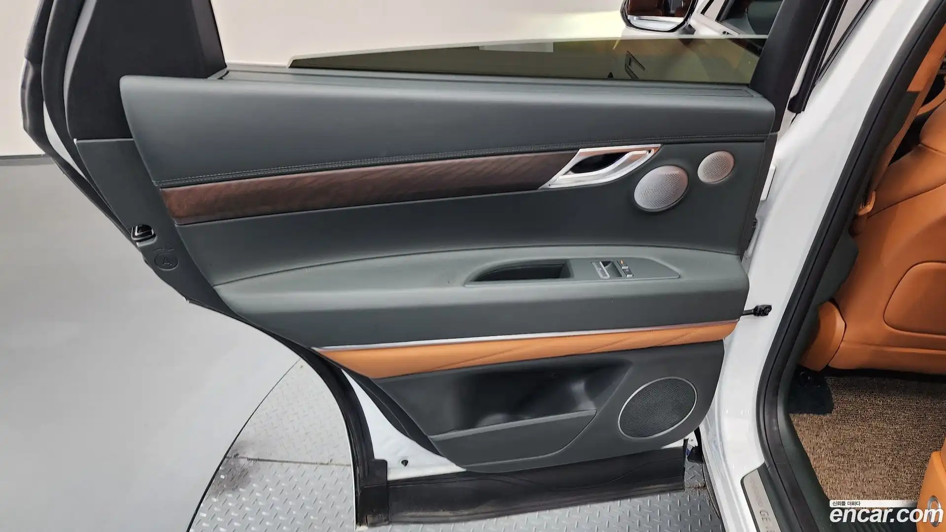 GV80 Genesis 2024.4-INNER-035