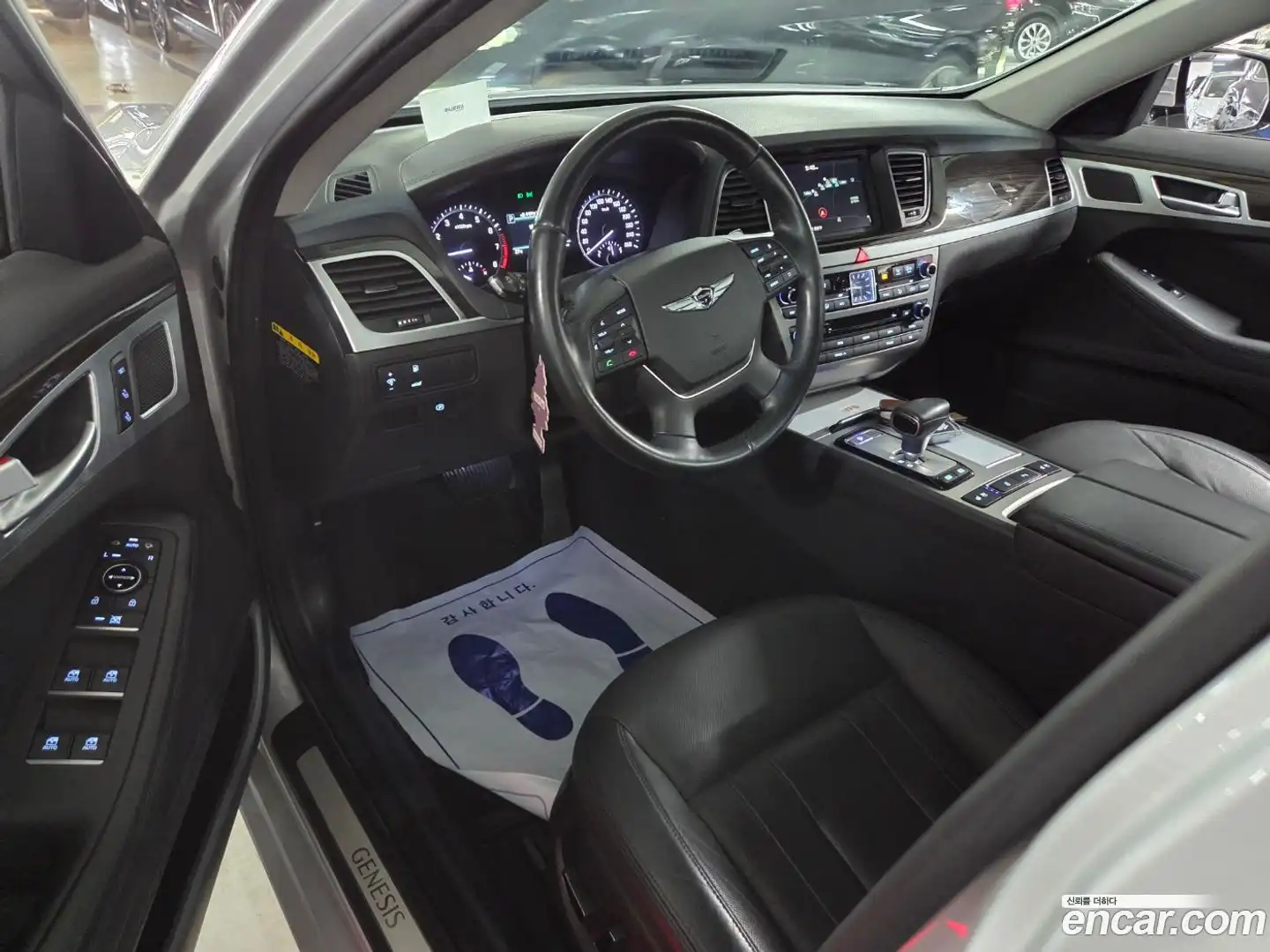 G80 Genesis 2017.6-INNER-009