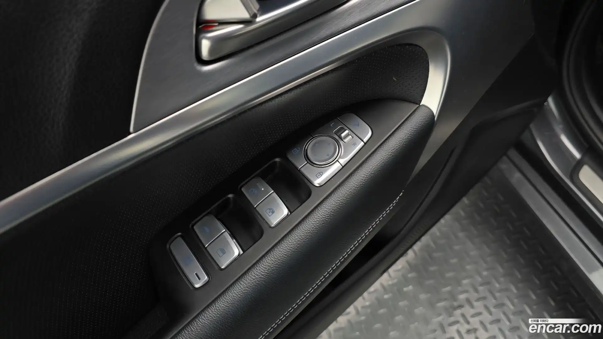 G70 Genesis 2017.9-OPTION-019