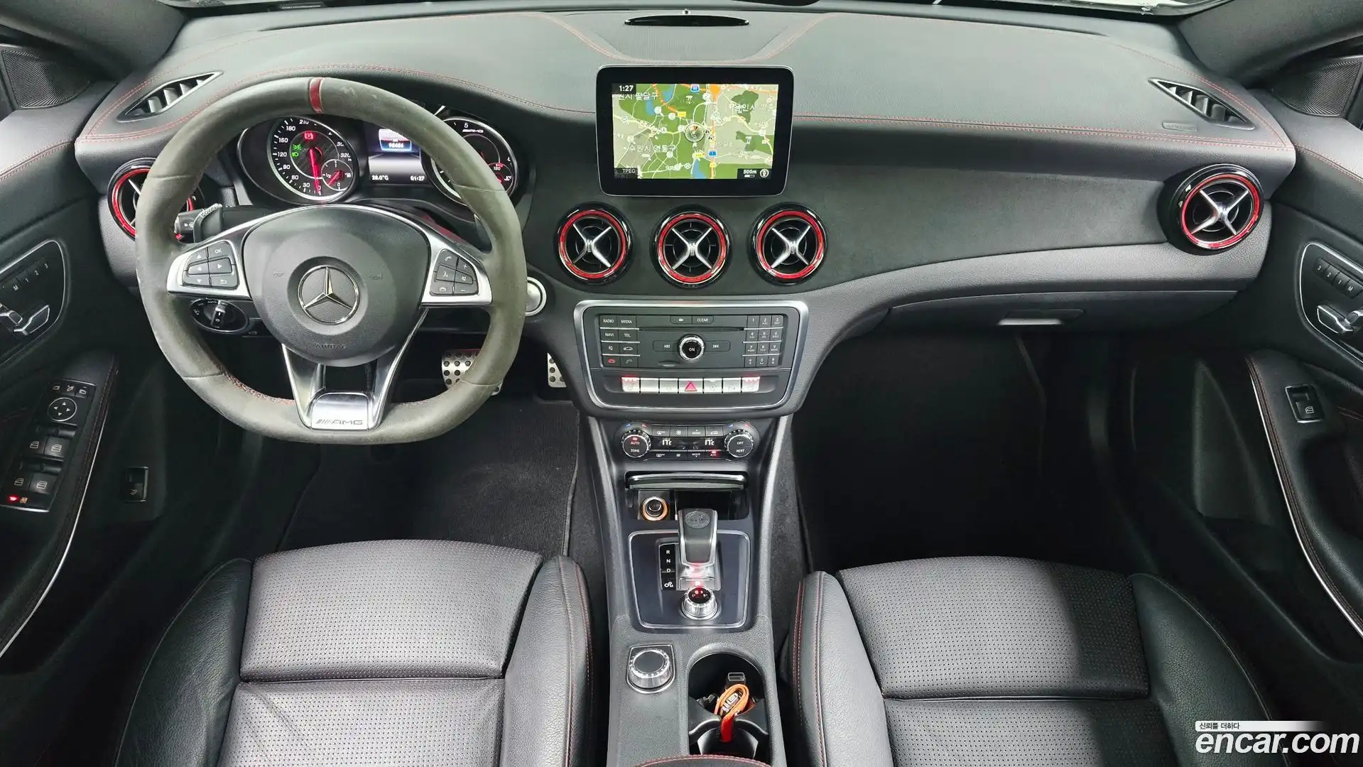 CLA-Class Mercedes-Benz 2017.7-INNER-007