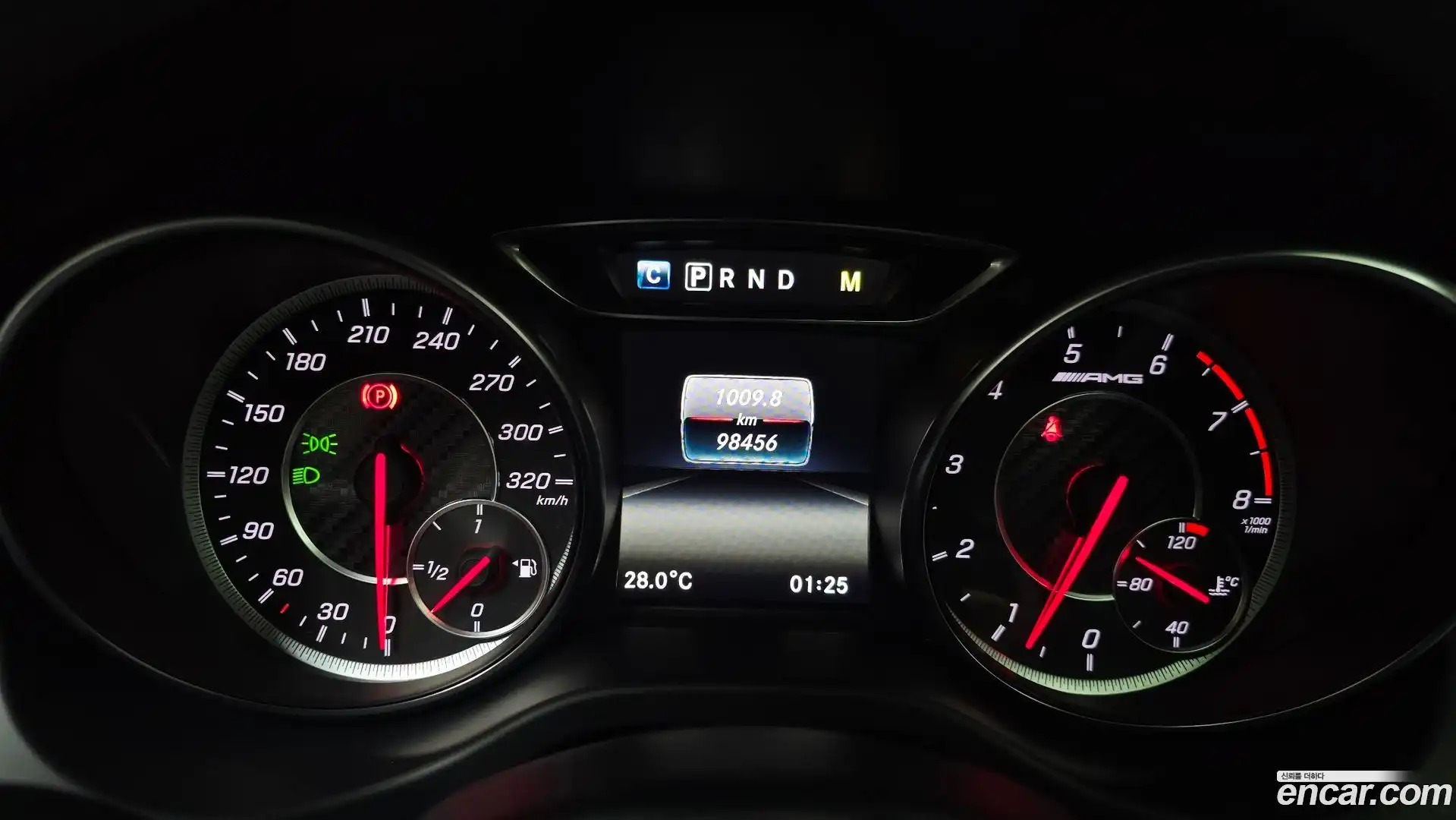 CLA-Class Mercedes-Benz 2017.7-INNER-008