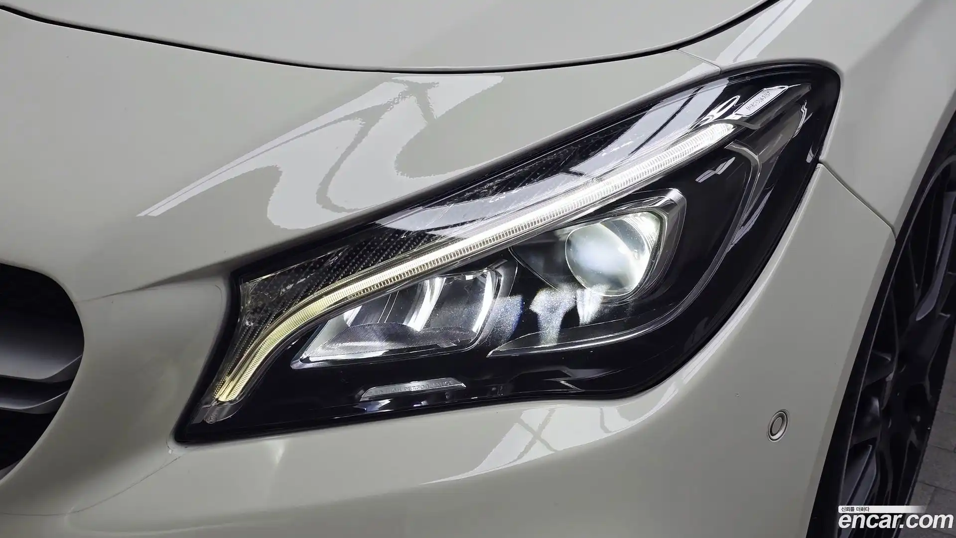 CLA-Class Mercedes-Benz 2017.7-OUTER-032