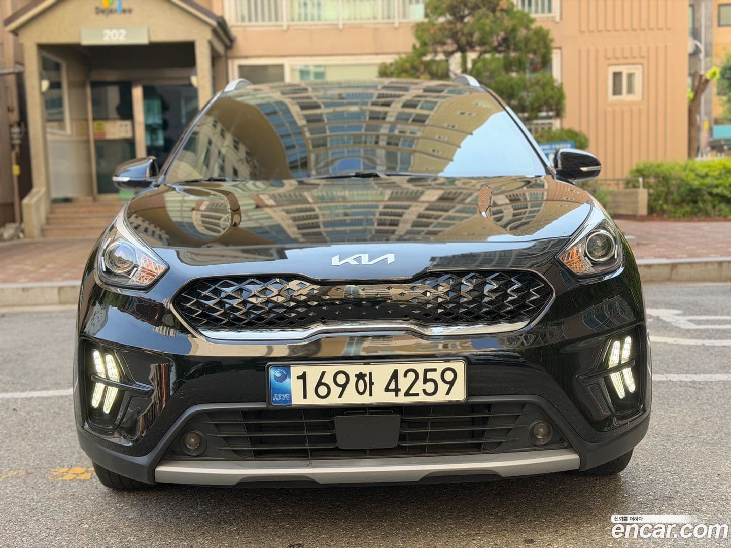 Main__Slider__Photo:Niro Kia 2021.7-0