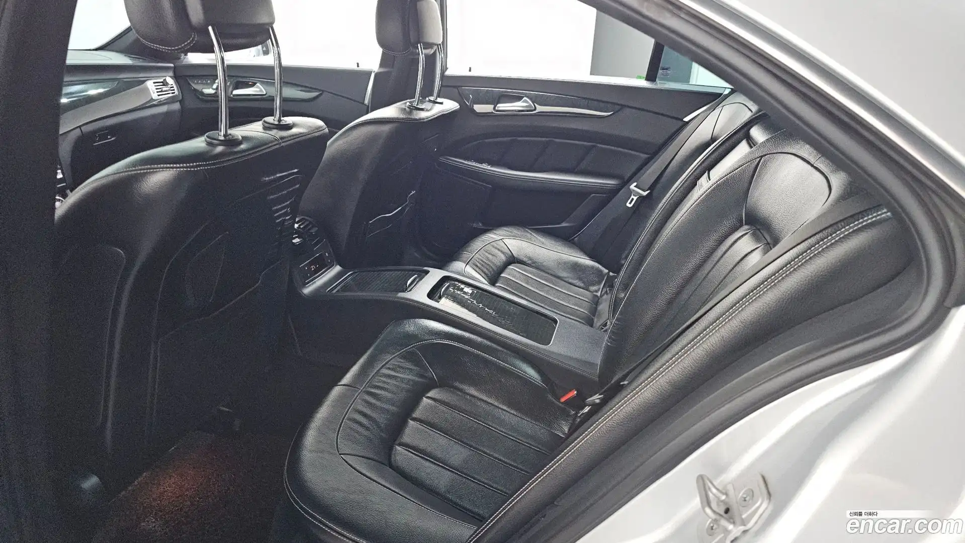 CLS-Class Mercedes-Benz 2015.10-OPTION-024