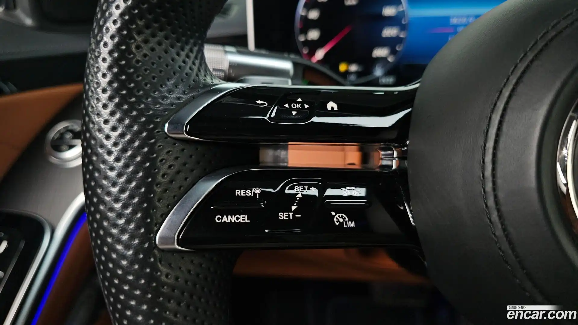 S-Class Mercedes-Benz 2022.6-OPTION-022