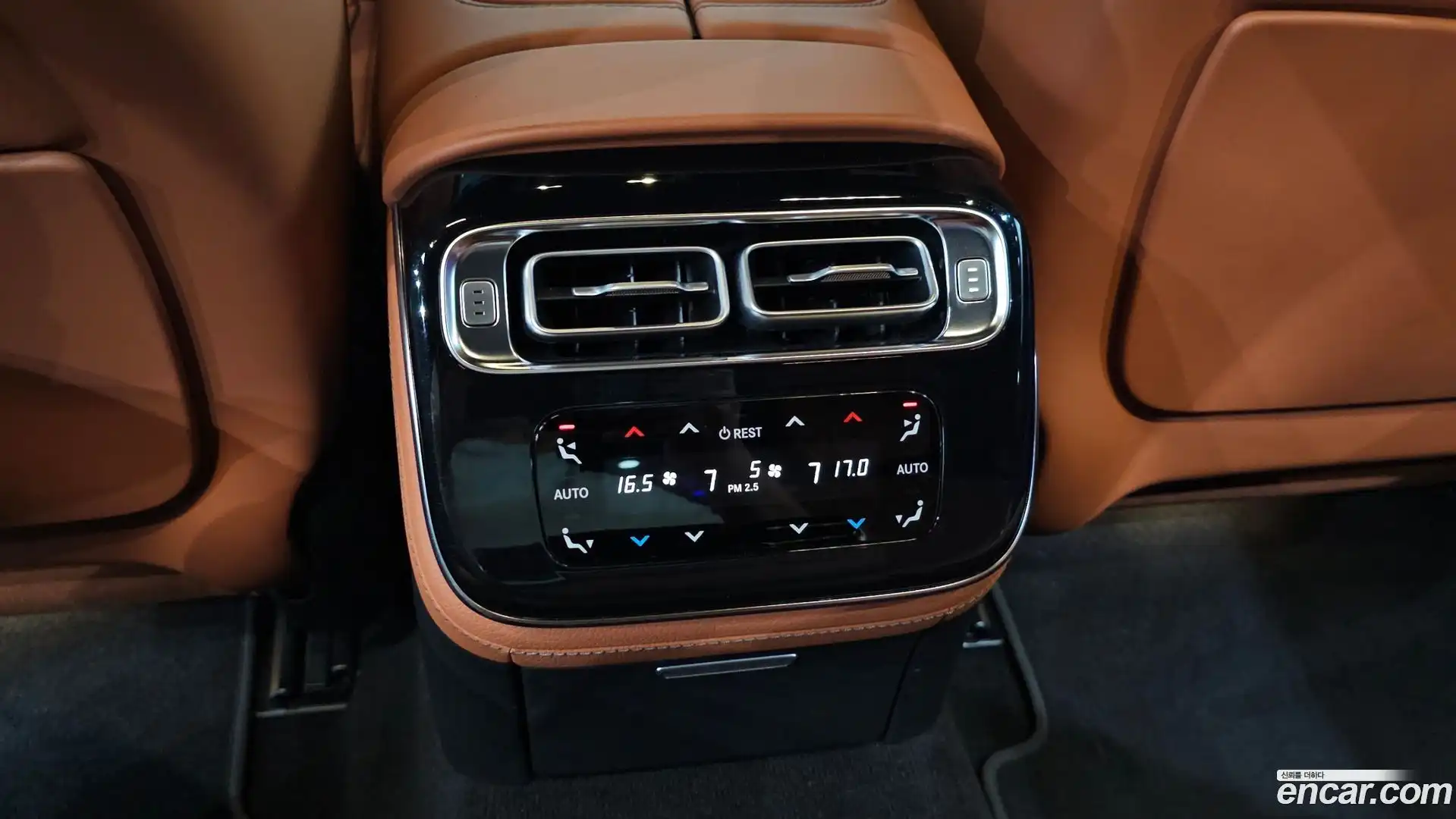 S-Class Mercedes-Benz 2022.6-OPTION-041