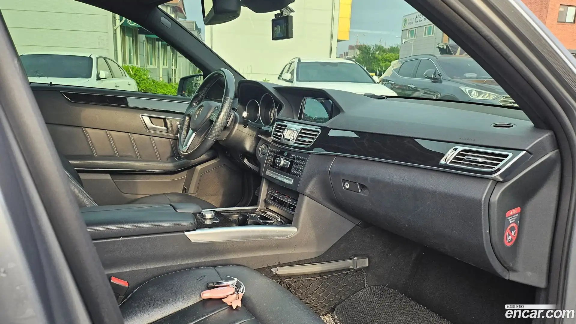 E-Class Mercedes-Benz 2015.4-OPTION-016