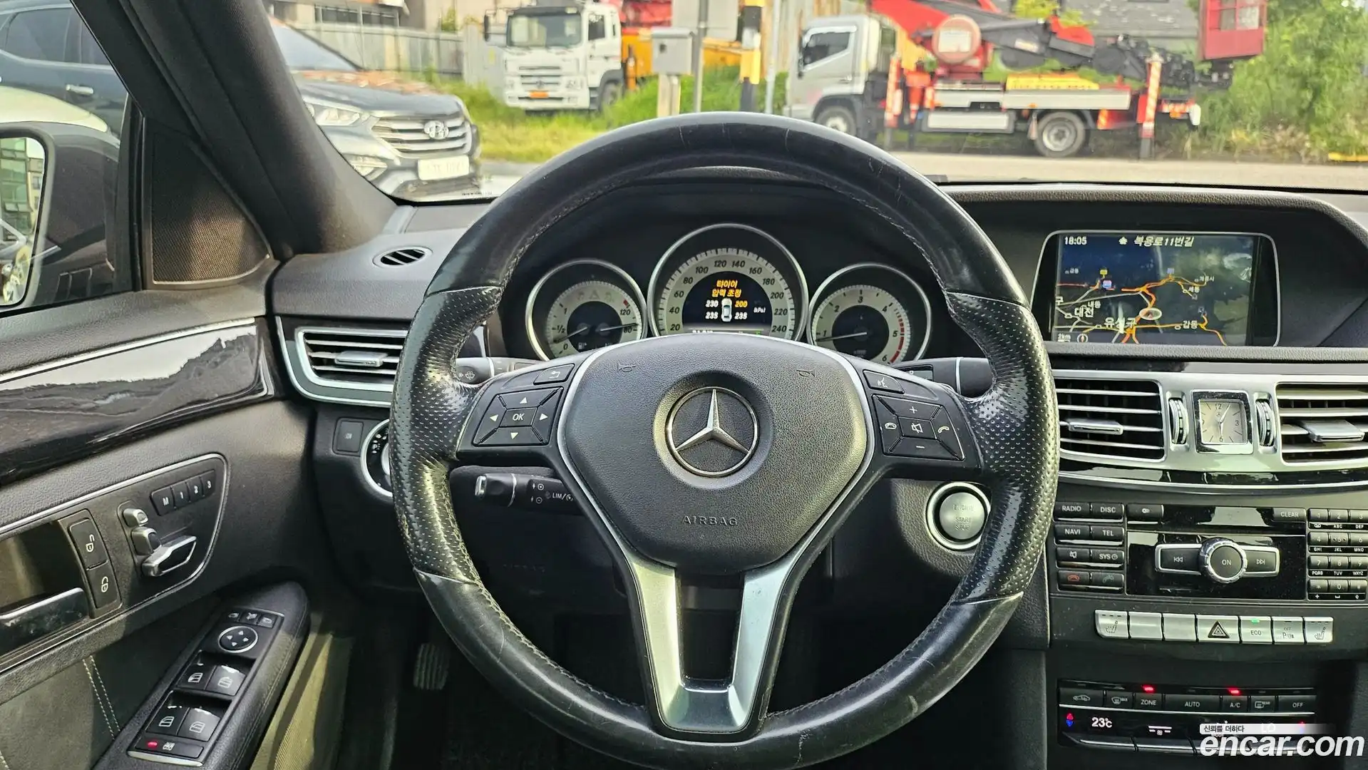 E-Class Mercedes-Benz 2015.4-OPTION-019