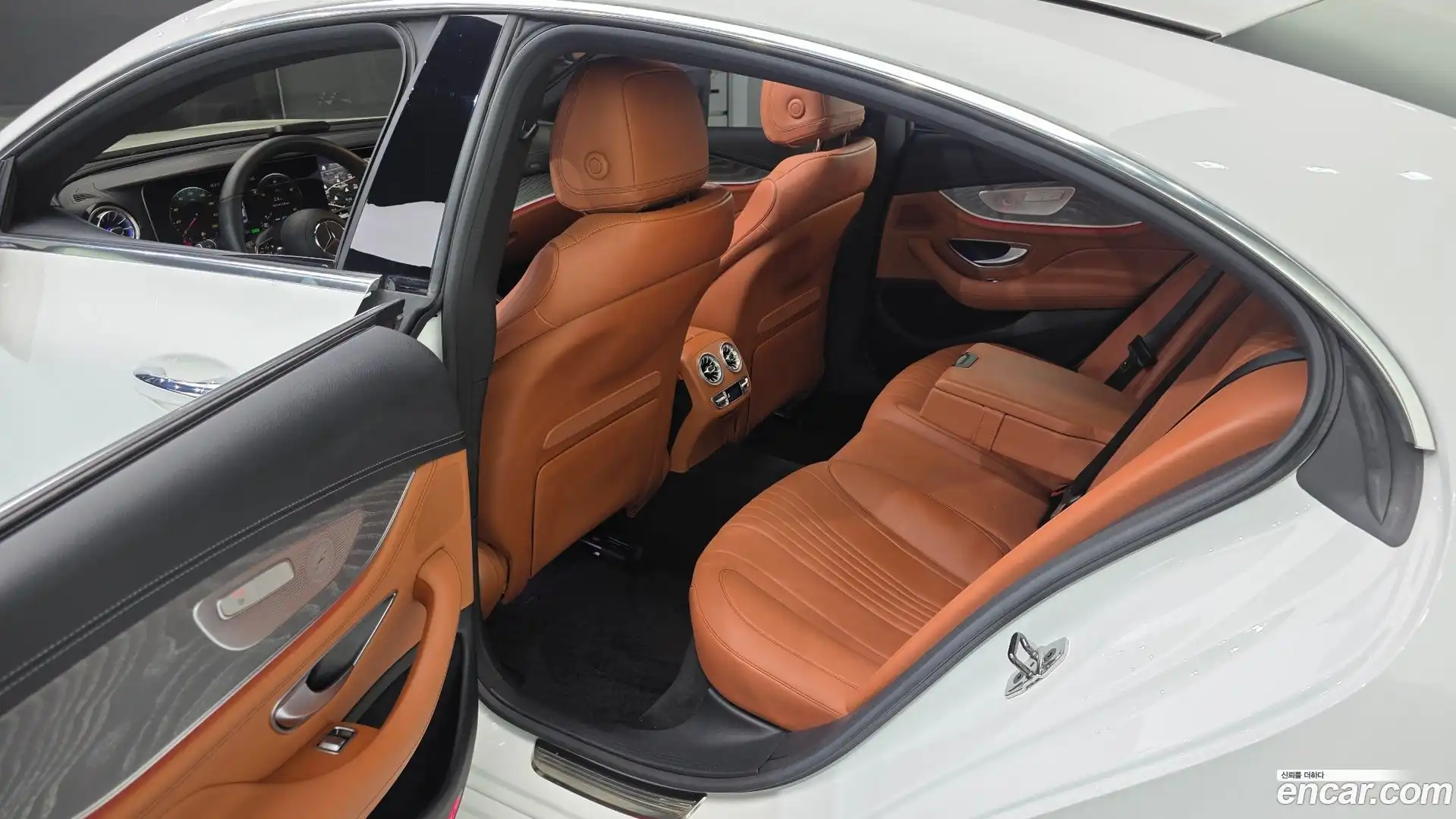 CLS-Class Mercedes-Benz 2023.7-OPTION-015