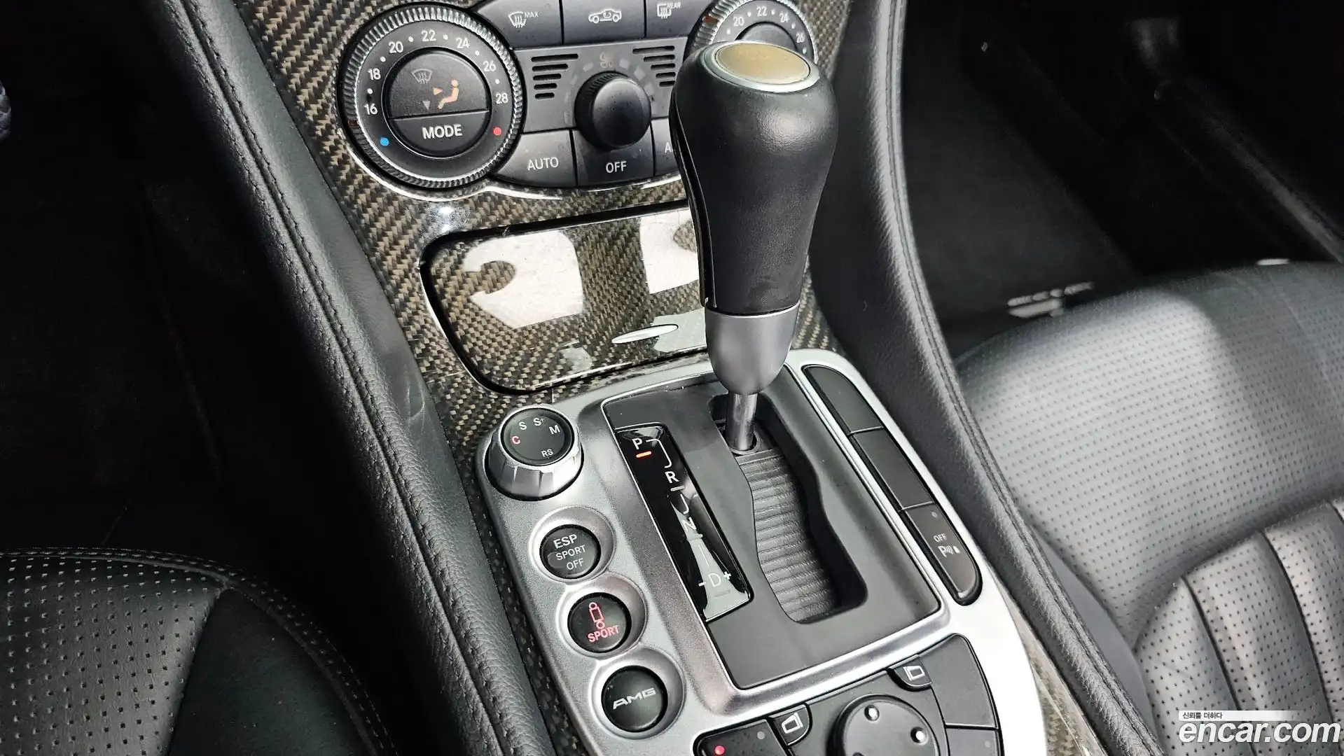 SL-Class Mercedes-Benz 2010.0-INNER-009