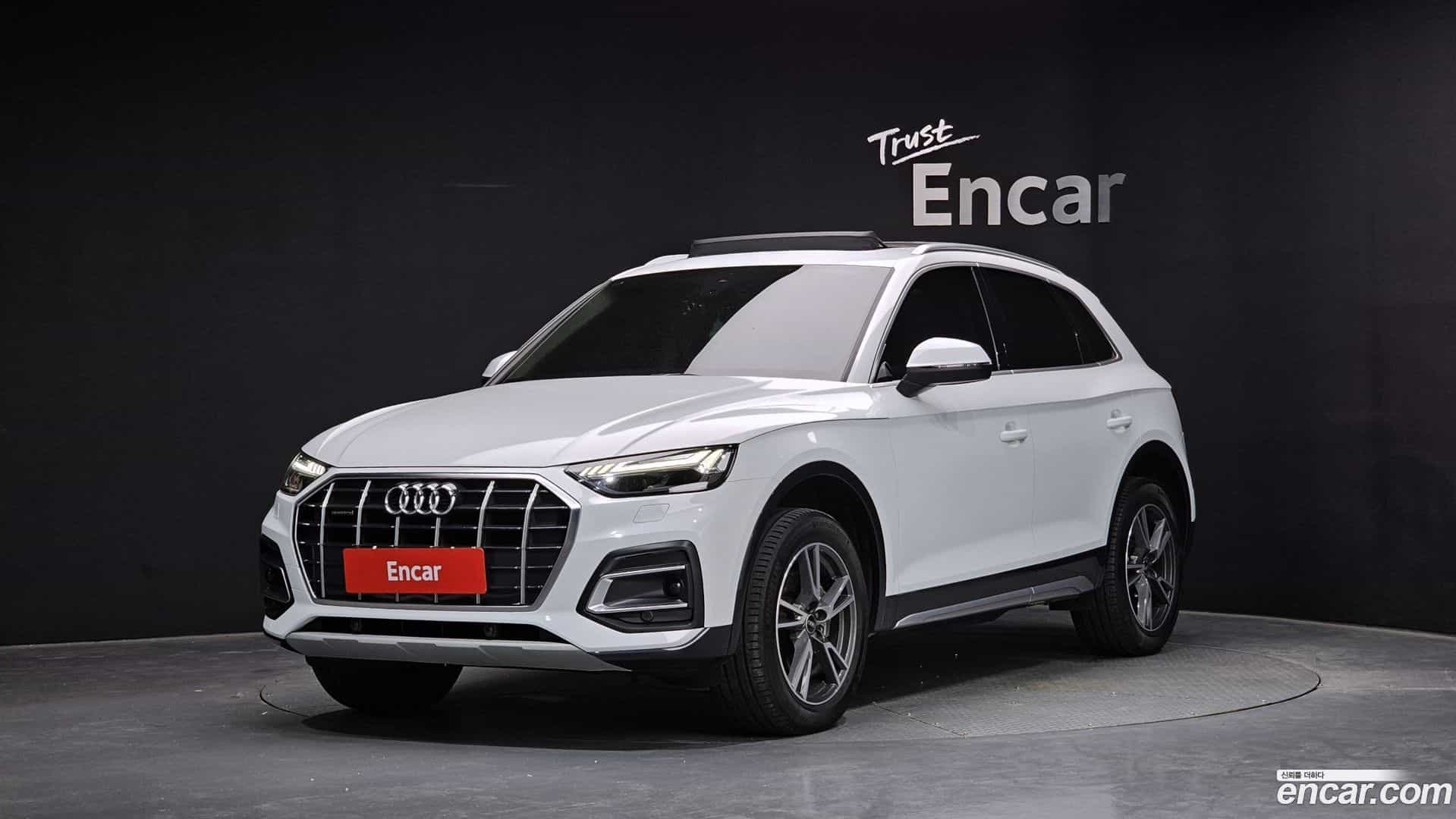 Q5 Audi 2022.2-OUTER-001