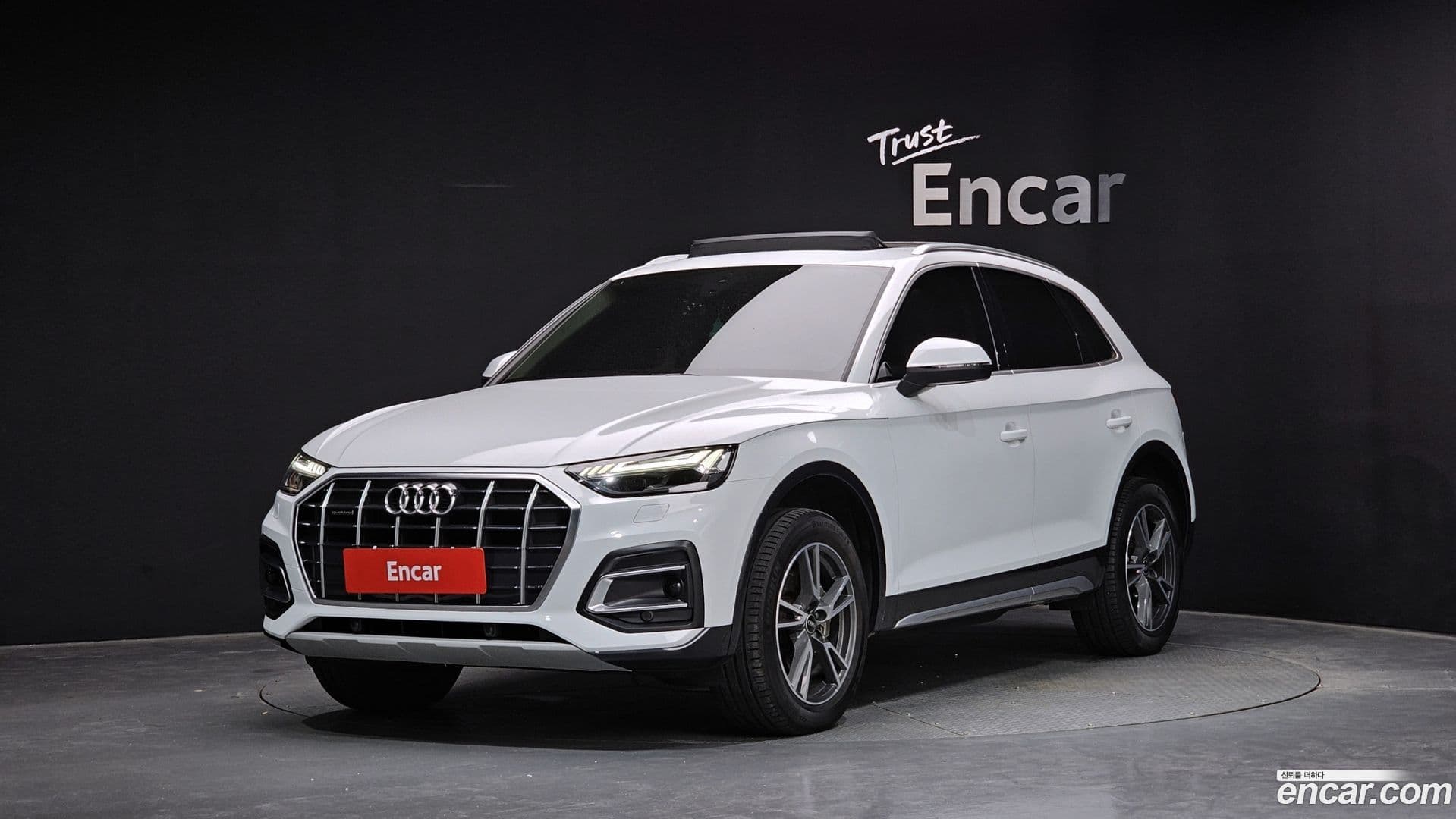 Main__Slider__Photo:Q5 Audi 2022.2-0